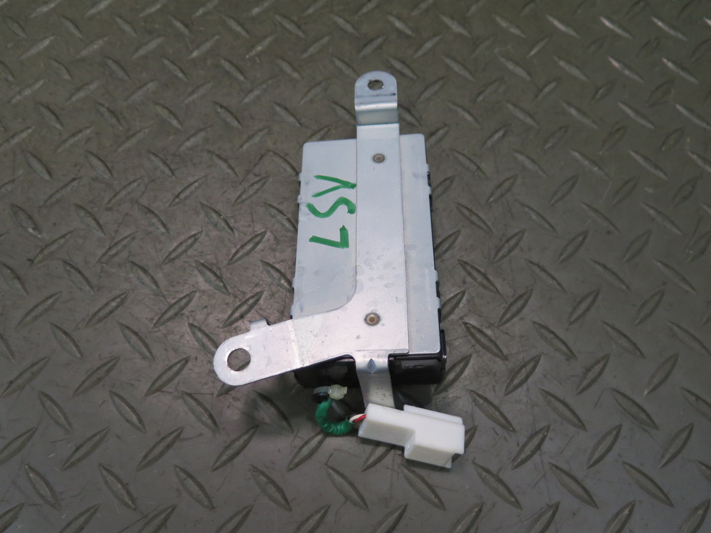 04-06 Lexus UCF30L LS430 Door Control Receiver Module 89741-50460 OEM