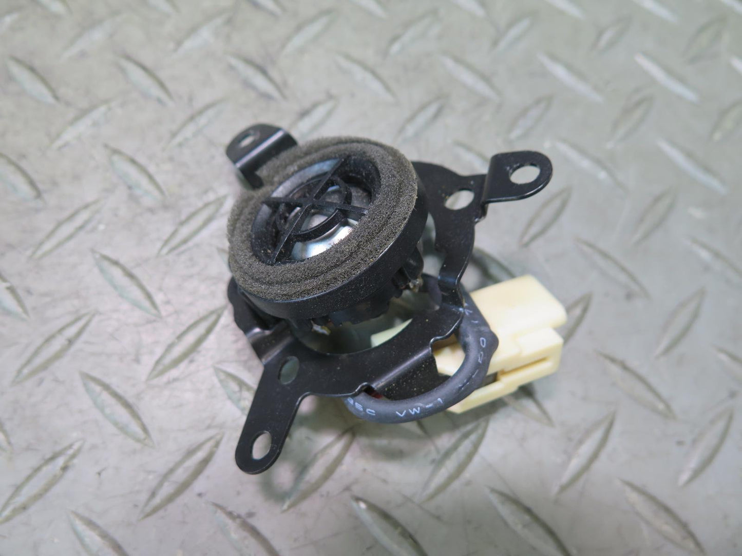 01-06 Lexus UCF30L LS430 Set of 2 Rear Mark Levinson Tweeter Speaker OEM