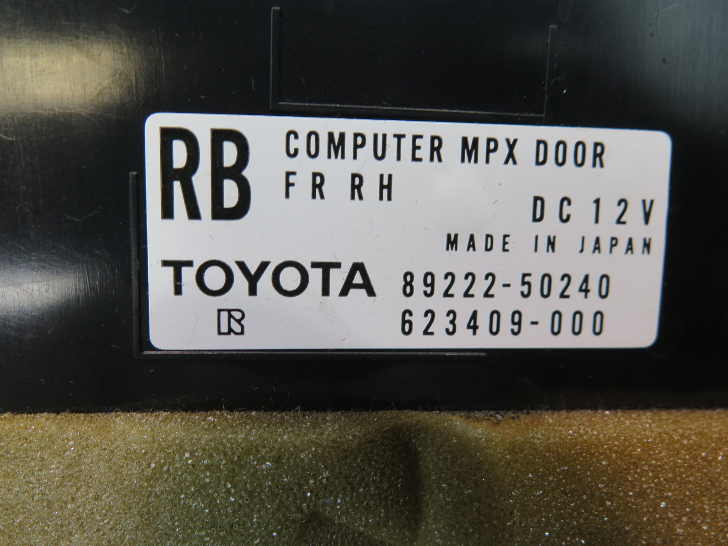04-06 Lexus UCF30L LS430 Front Right Door Control Module 89222-50240 OEM