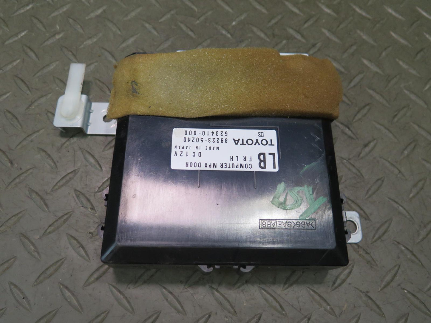 04-06 Lexus UCF30L LS430 Front Left Door Control Module 89223-50240 OEM