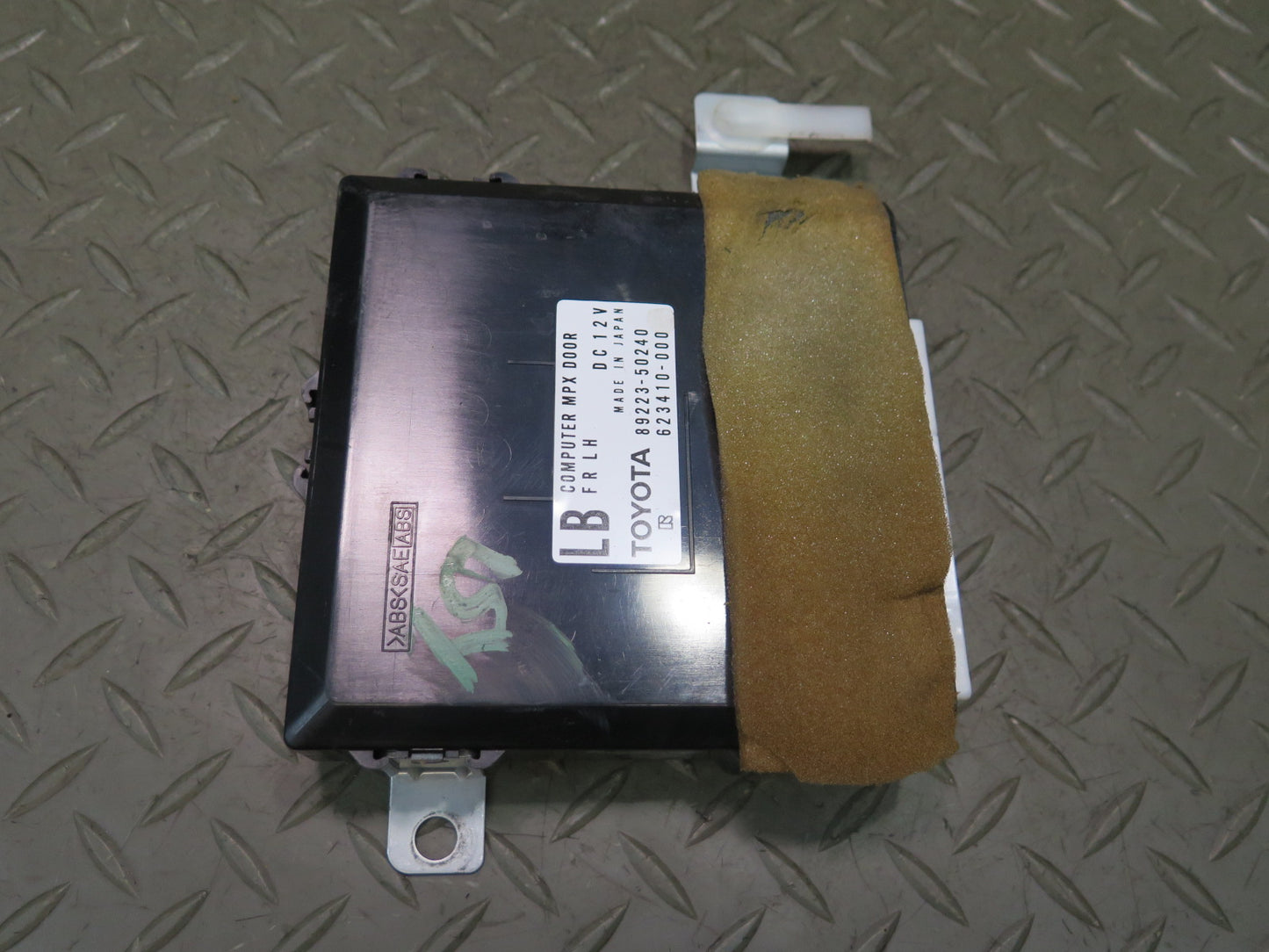 04-06 Lexus UCF30L LS430 Front Left Door Control Module 89223-50240 OEM