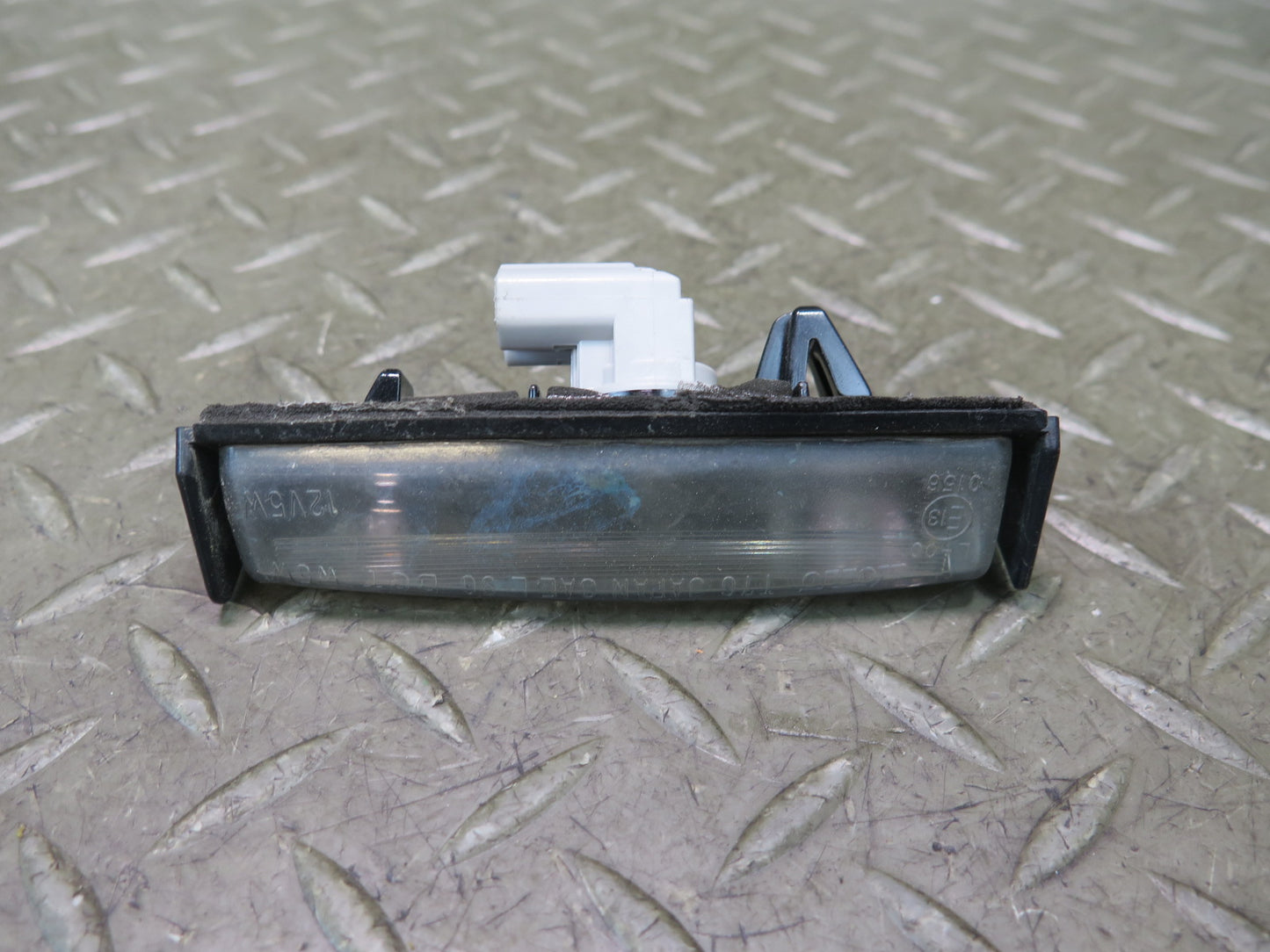 01-06 Lexus UCF30L LS430 Set of 2 Rear Trunk License Plate Light Lamp OEM