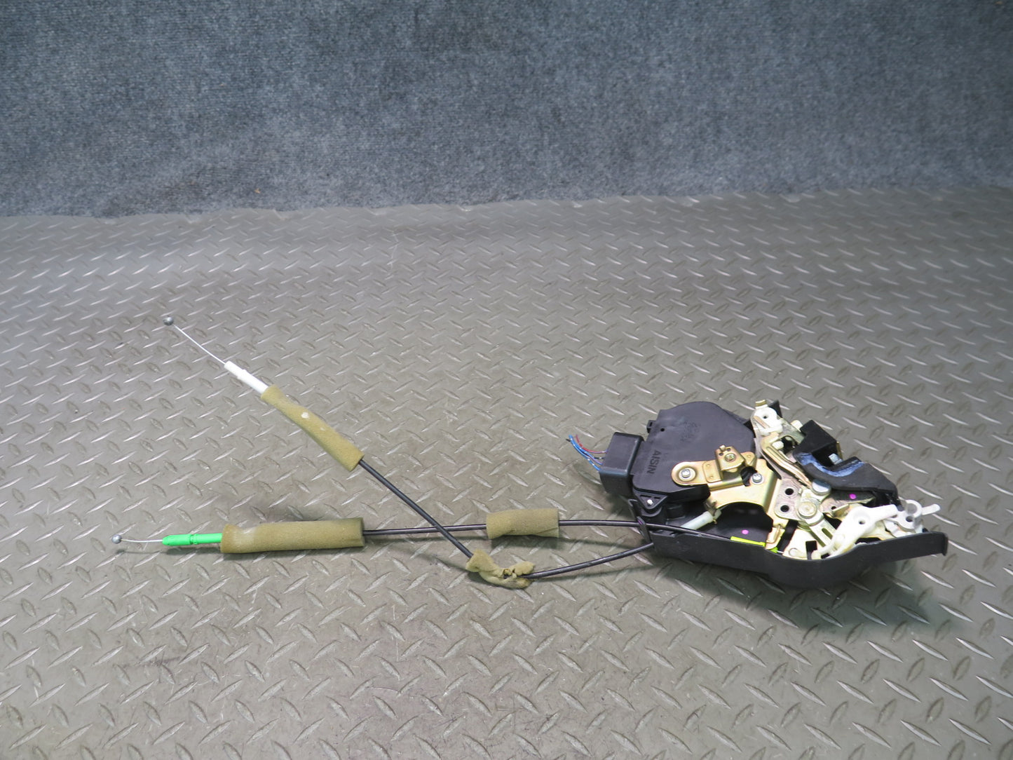 02-06 Lexus UCF30L LS430 Rear Left Door Lock Latch Actuator NO Soft Close OEM