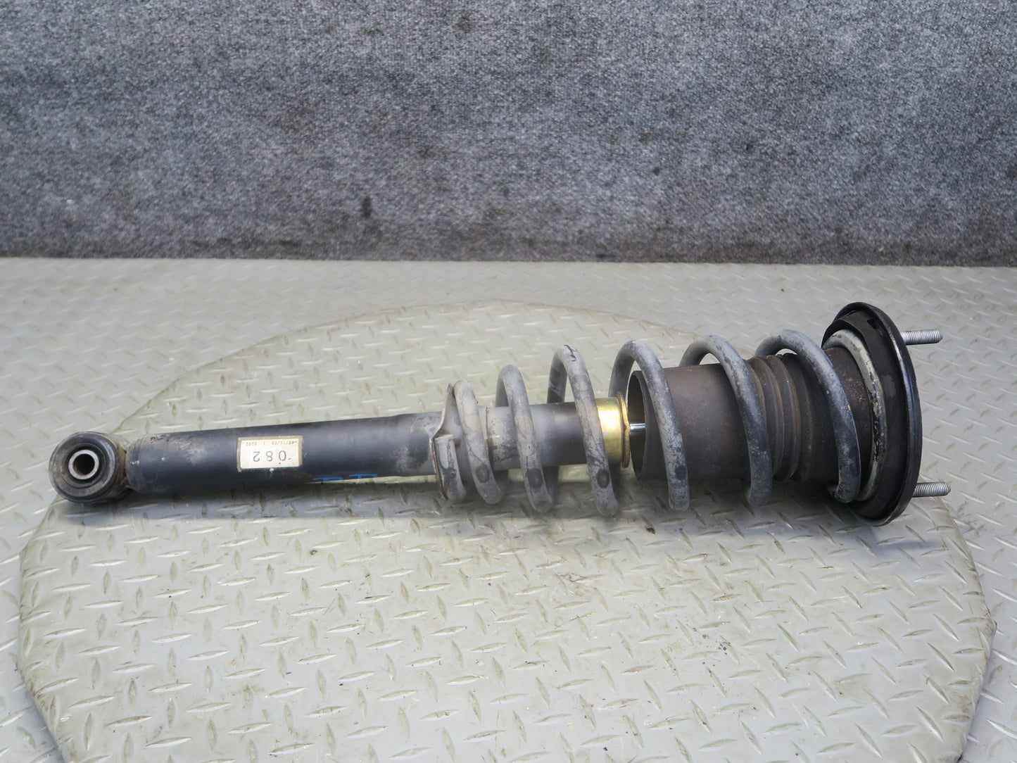 02-05 Lexus SC430 Front Left Right Suspension Strut Shock Absorber Set 122K OEM