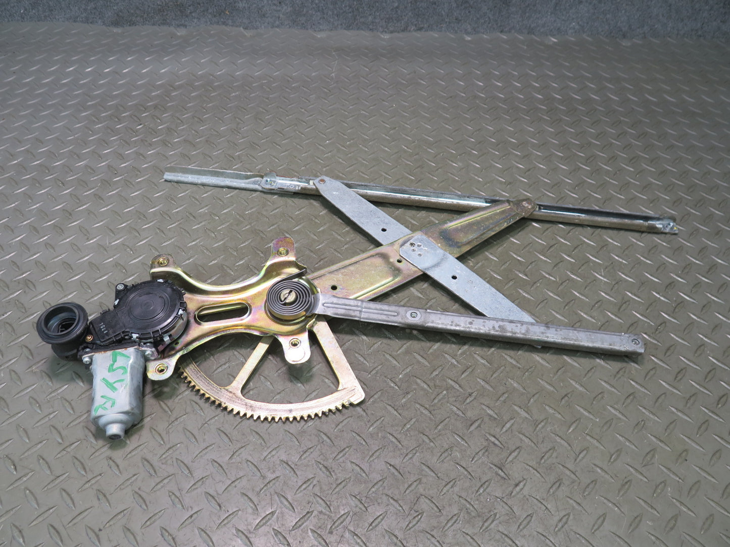 01-06 Lexus UCF30L LS430 Front Left Door Window Regulator w Motor OEM