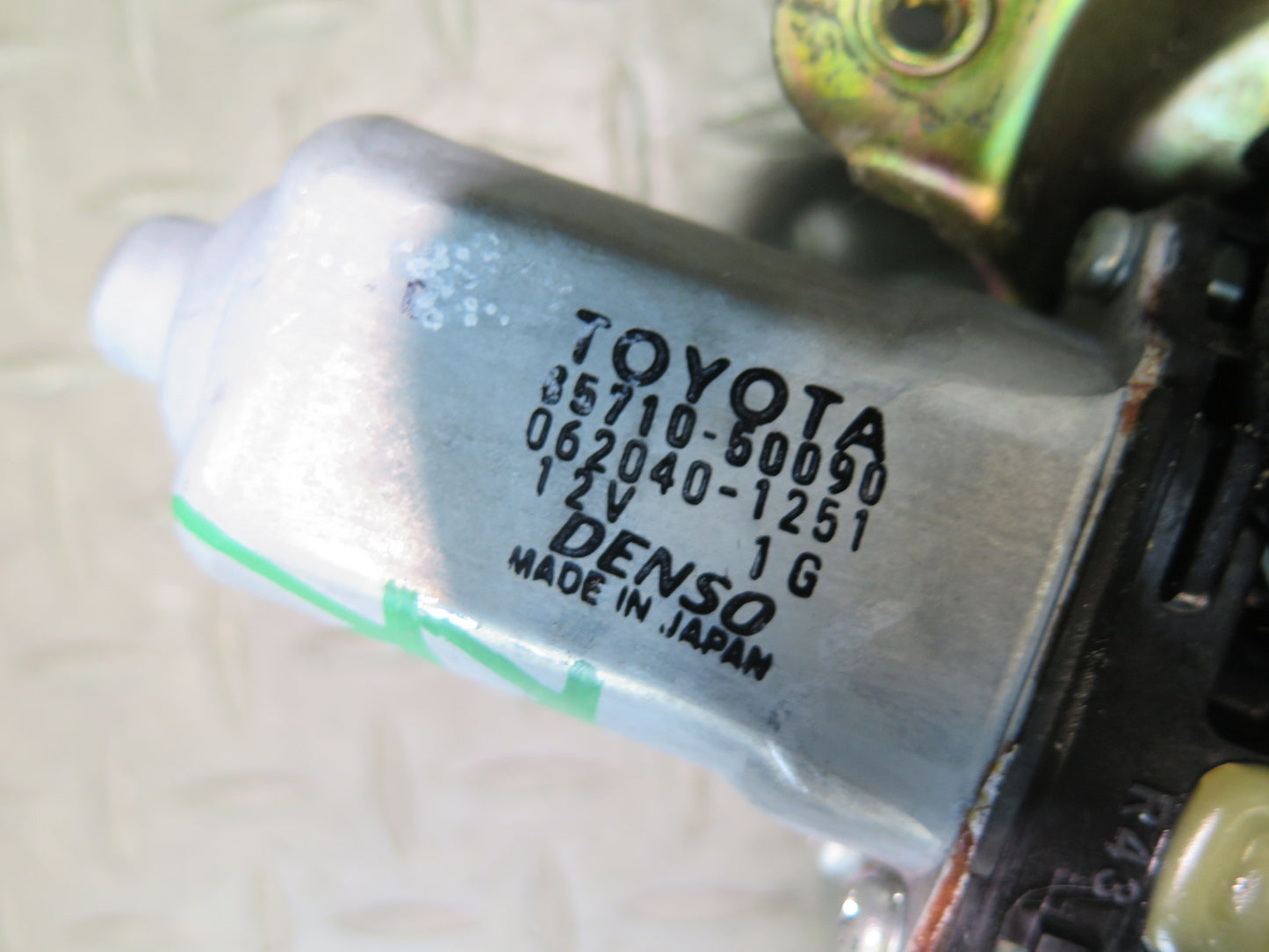 01-06 Lexus UCF30L LS430 Rear Right Door Window Regulator w Motor OEM