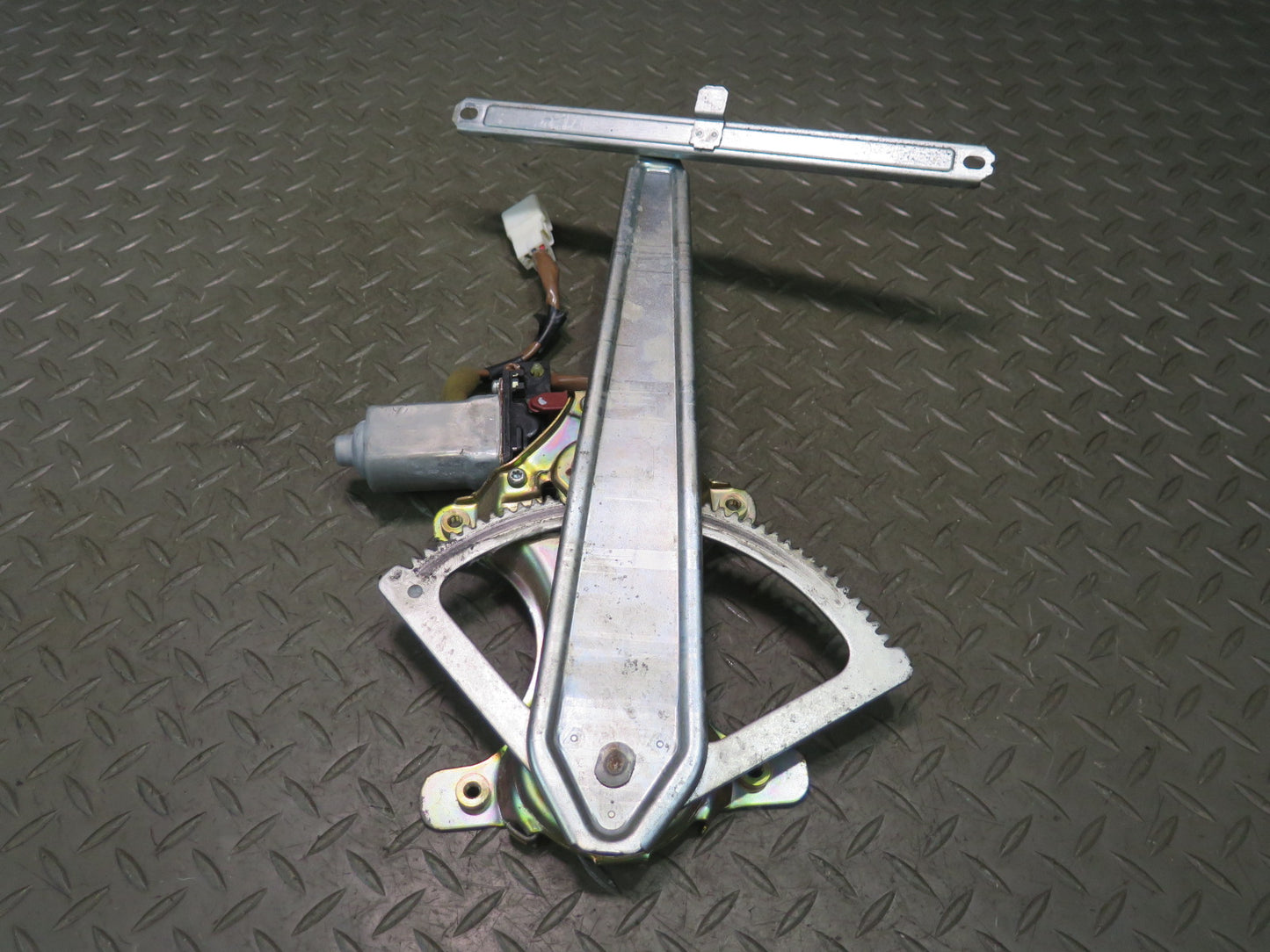 01-06 Lexus UCF30L LS430 Rear Right Door Window Regulator w Motor OEM