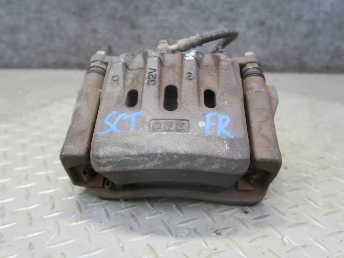 02-10 Lexus Z40 SC430 Set of 2 Front Left & Right Brake Caliper w Hoses 122K OEM