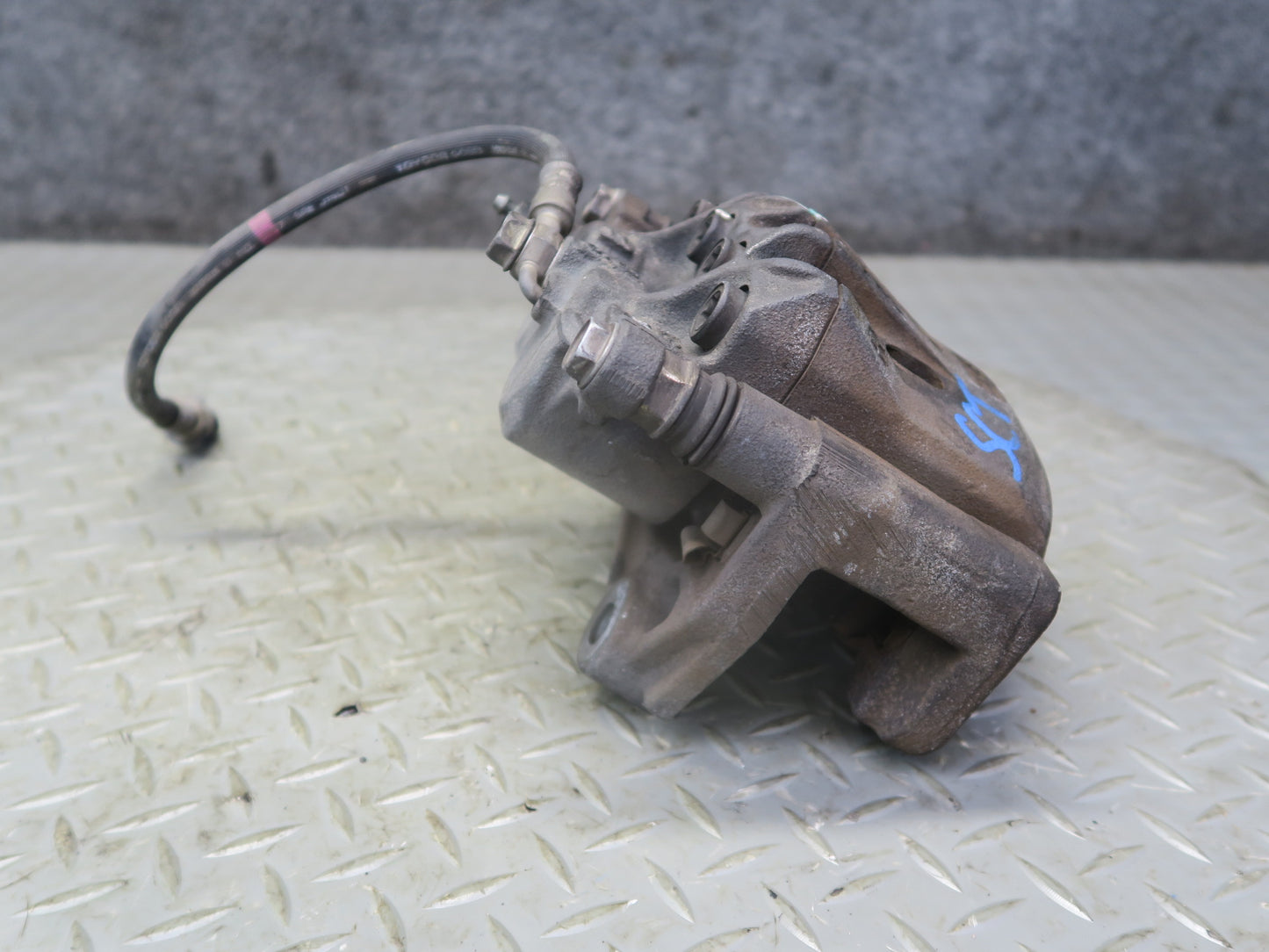 02-10 Lexus Z40 SC430 Set of 2 Front Left & Right Brake Caliper w Hoses 122K OEM