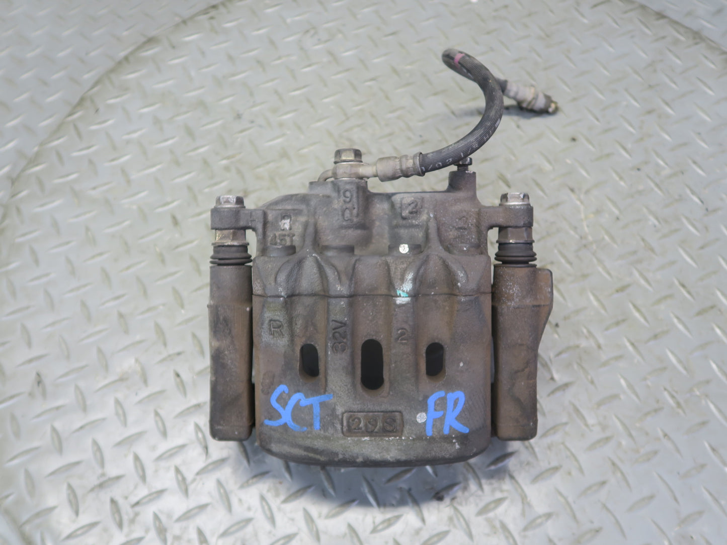 02-10 Lexus Z40 SC430 Set of 2 Front Left & Right Brake Caliper w Hoses 122K OEM