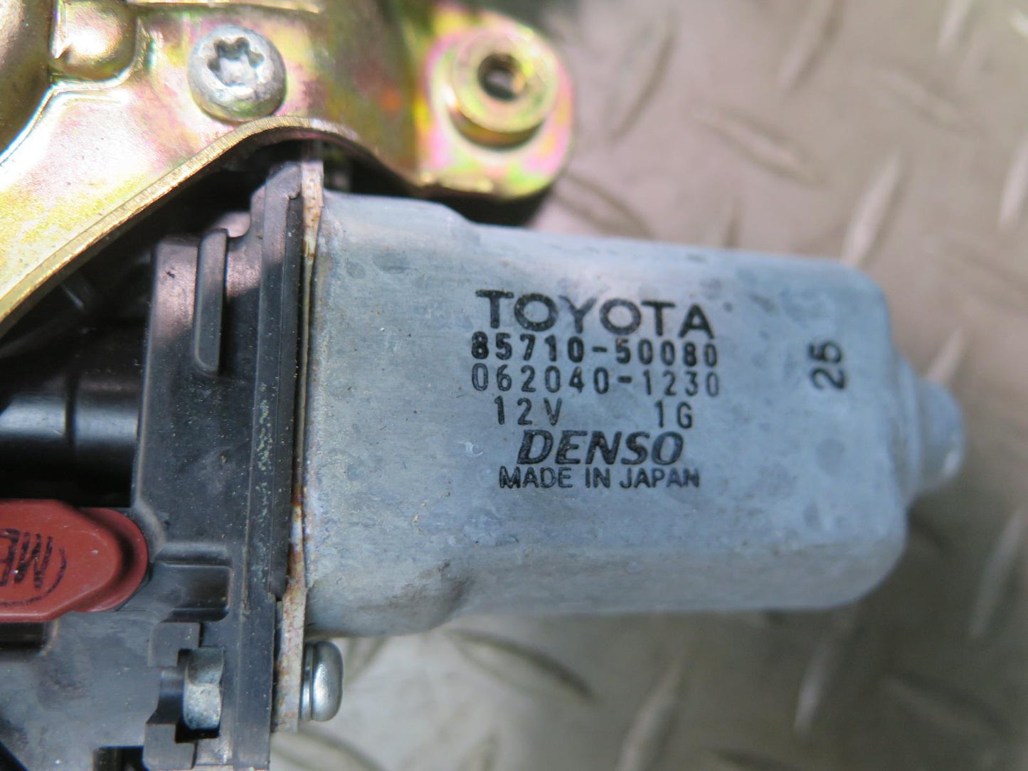 01-06 Lexus UCF30L LS430 Front Right Door Window Regulator w Motor OEM