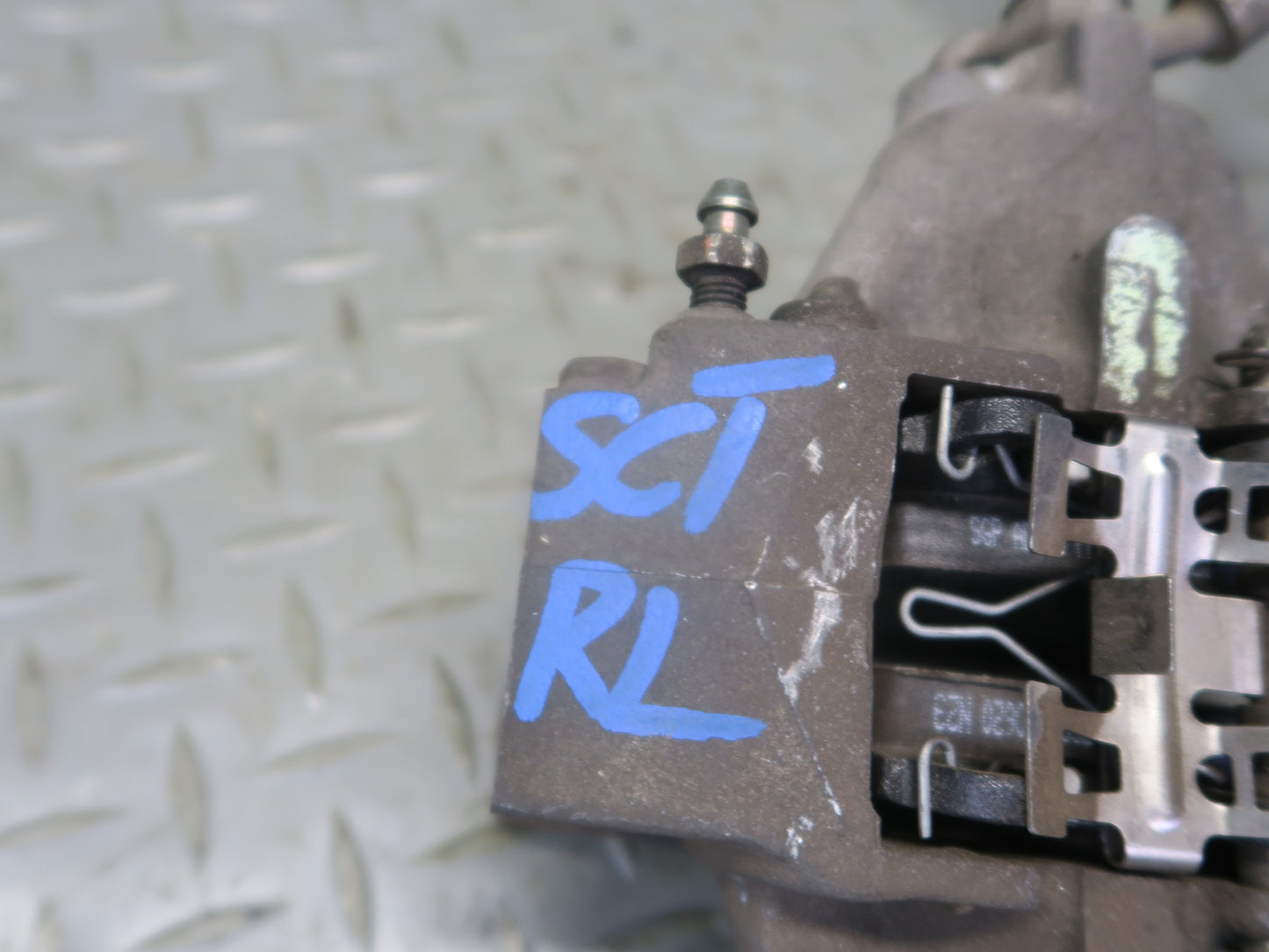 02-10 Lexus UZZ40L SC430 Set of 2 Rear Left & Right Brake Caliper 122K Miles OEM
