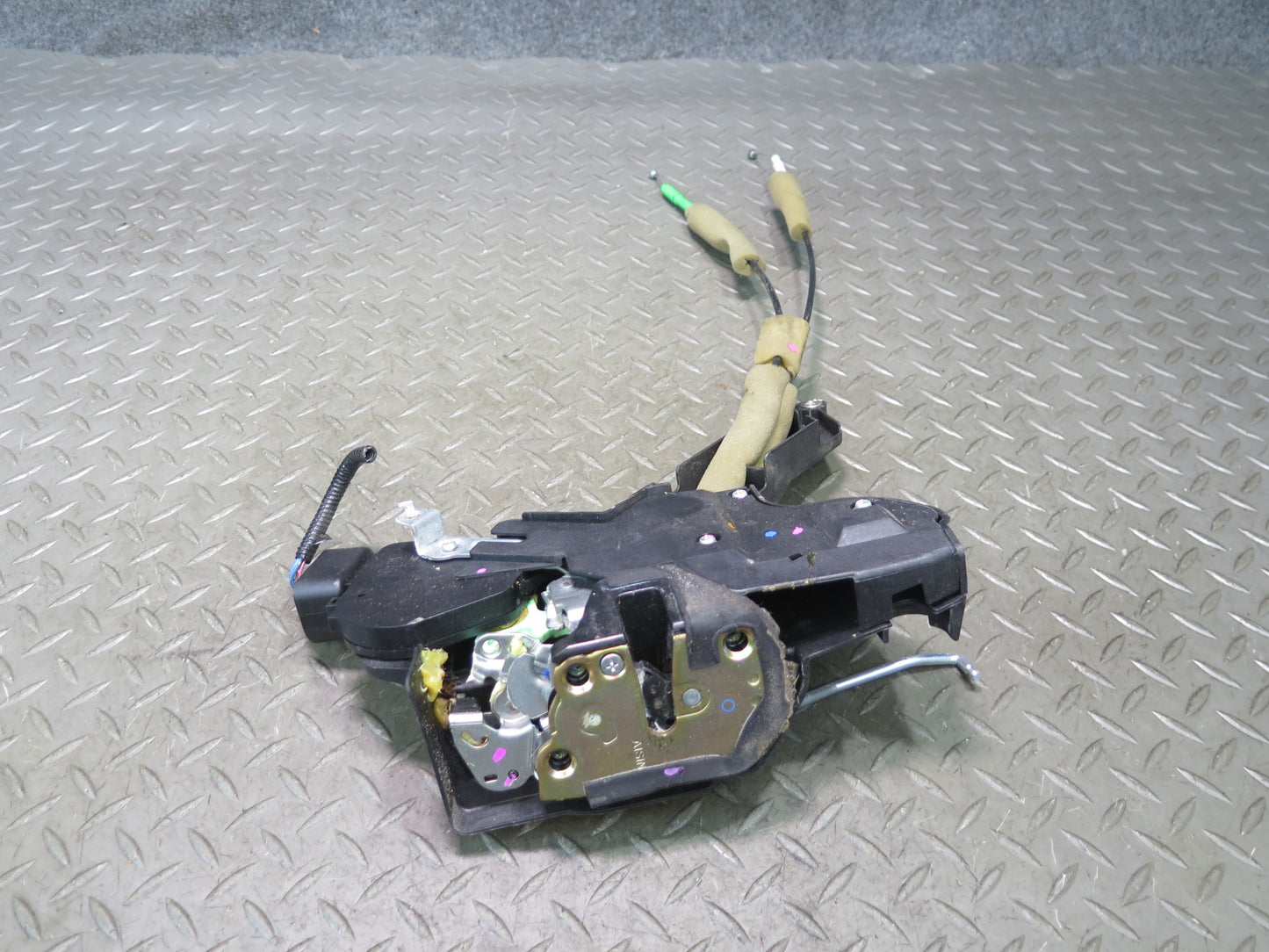 02-06 Lexus LS430 UCF30L Front Right Door Lock Latch Actuator NO Soft Close OEM