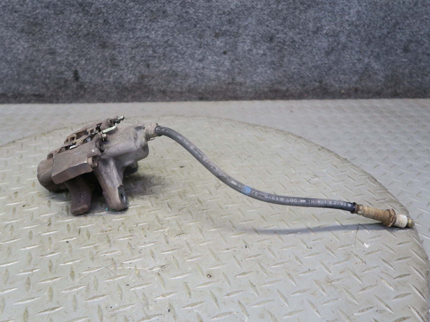 02-10 Lexus UZZ40L SC430 Set of 2 Rear Left & Right Brake Caliper 122K Miles OEM