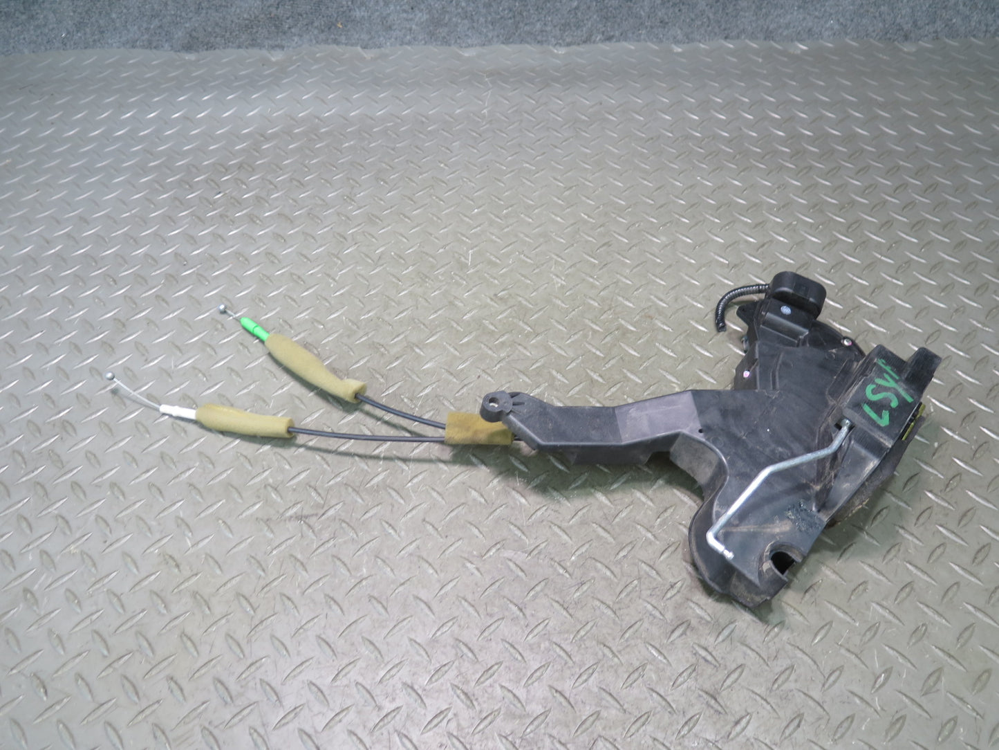 02-06 Lexus LS430 UCF30L Front Right Door Lock Latch Actuator NO Soft Close OEM