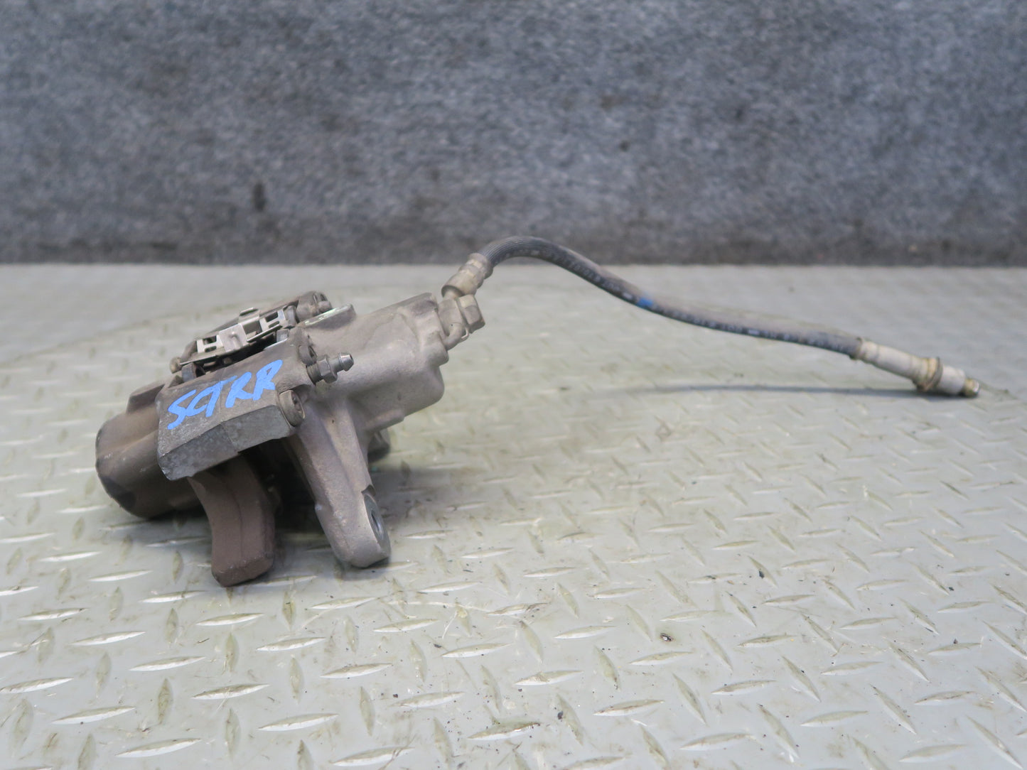 02-10 Lexus UZZ40L SC430 Set of 2 Rear Left & Right Brake Caliper 122K Miles OEM