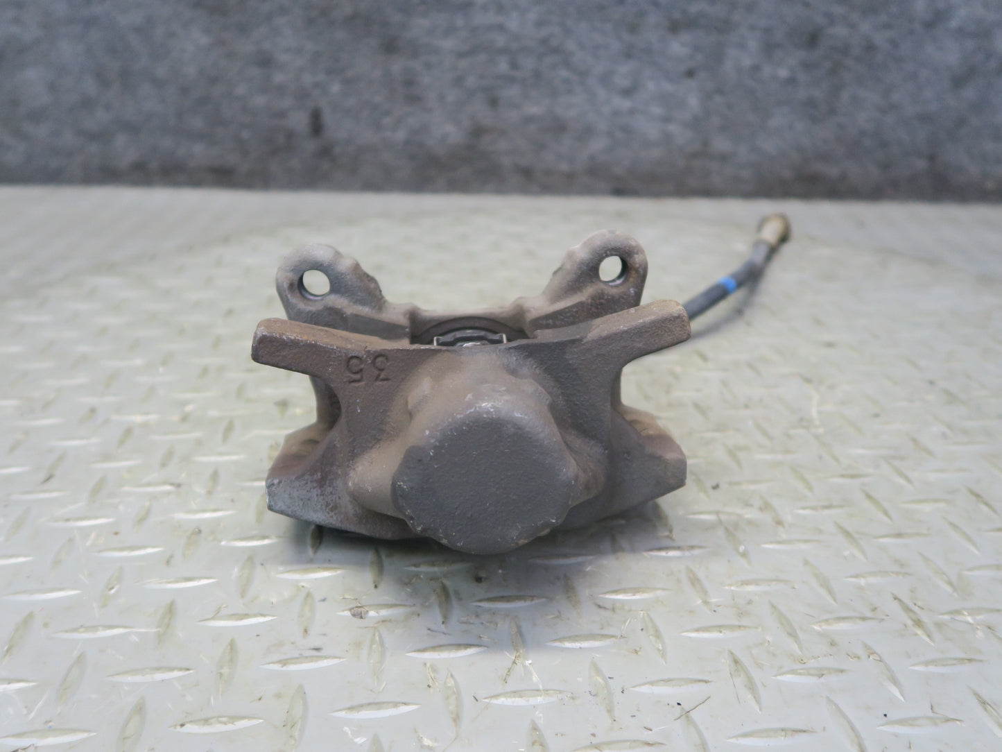 02-10 Lexus UZZ40L SC430 Set of 2 Rear Left & Right Brake Caliper 122K Miles OEM