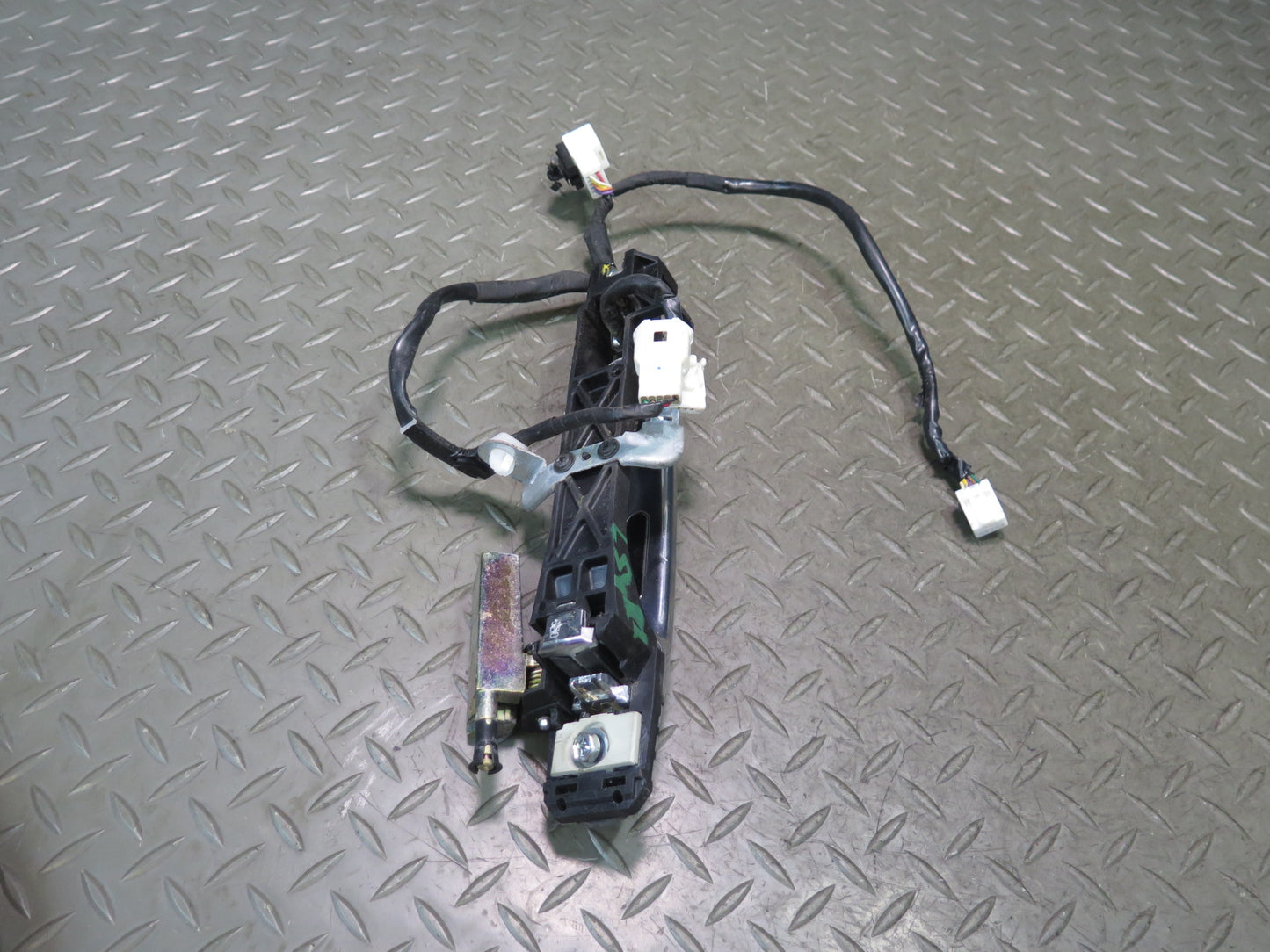 04-06 Lexus UCF30L LS430 Rear Left & Right Door Exterior Handle Keyless Set OEM