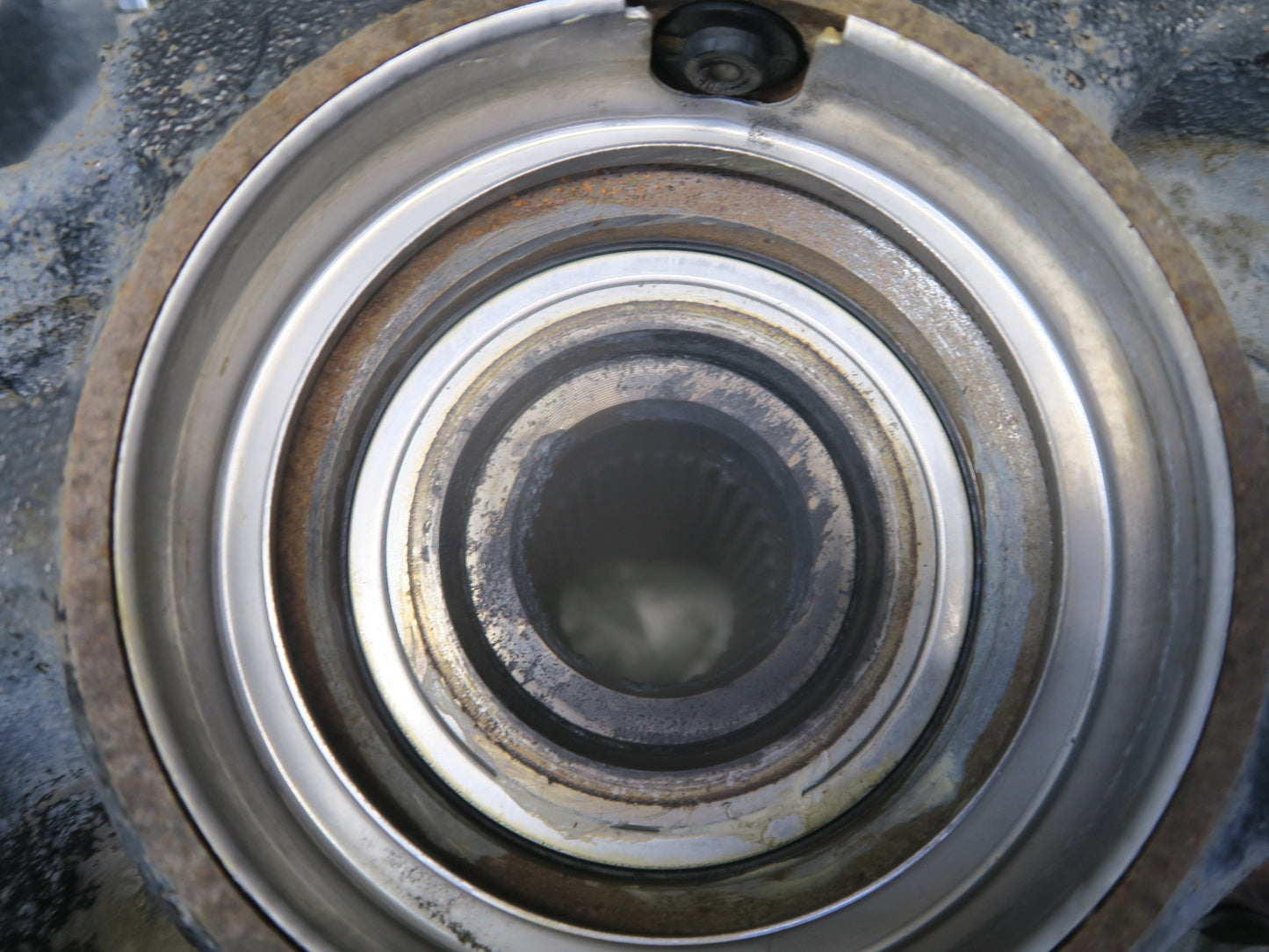 02-10 Lexus SC430 Rear Right Side Spindle Knuckle Wheel Hub Bearing 122K OEM