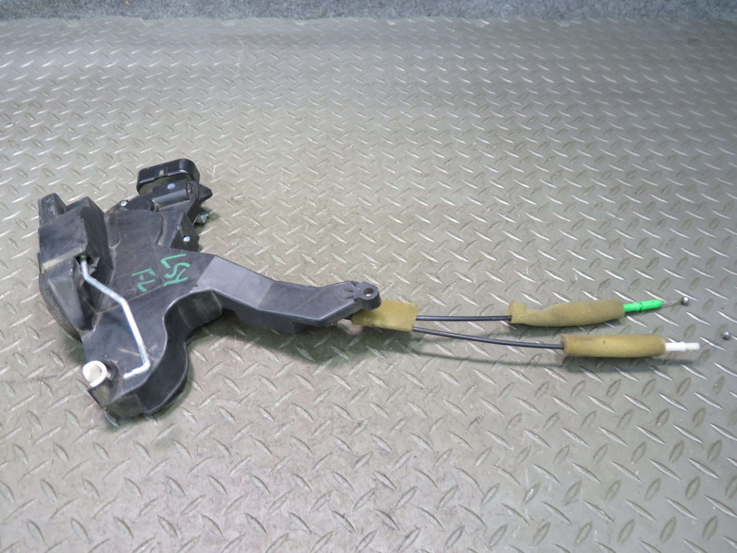 02-06 Lexus UCF30L LS430 Front Left Door Lock Latch Actuator NO Soft Close OEM