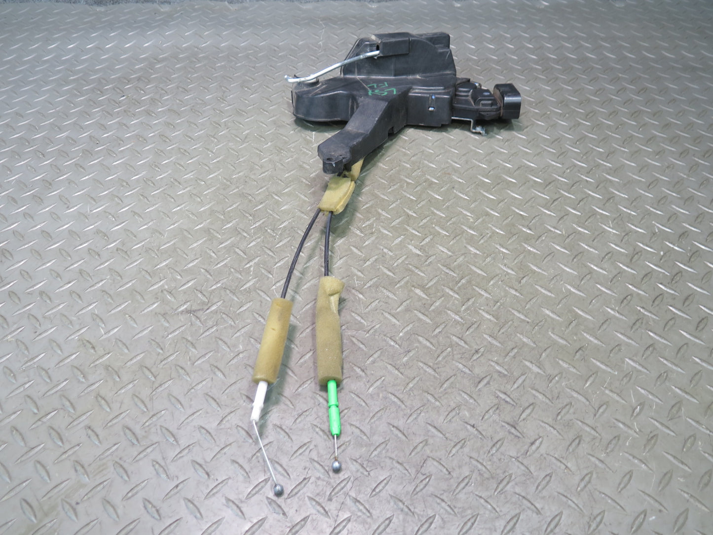 02-06 Lexus UCF30L LS430 Front Left Door Lock Latch Actuator NO Soft Close OEM