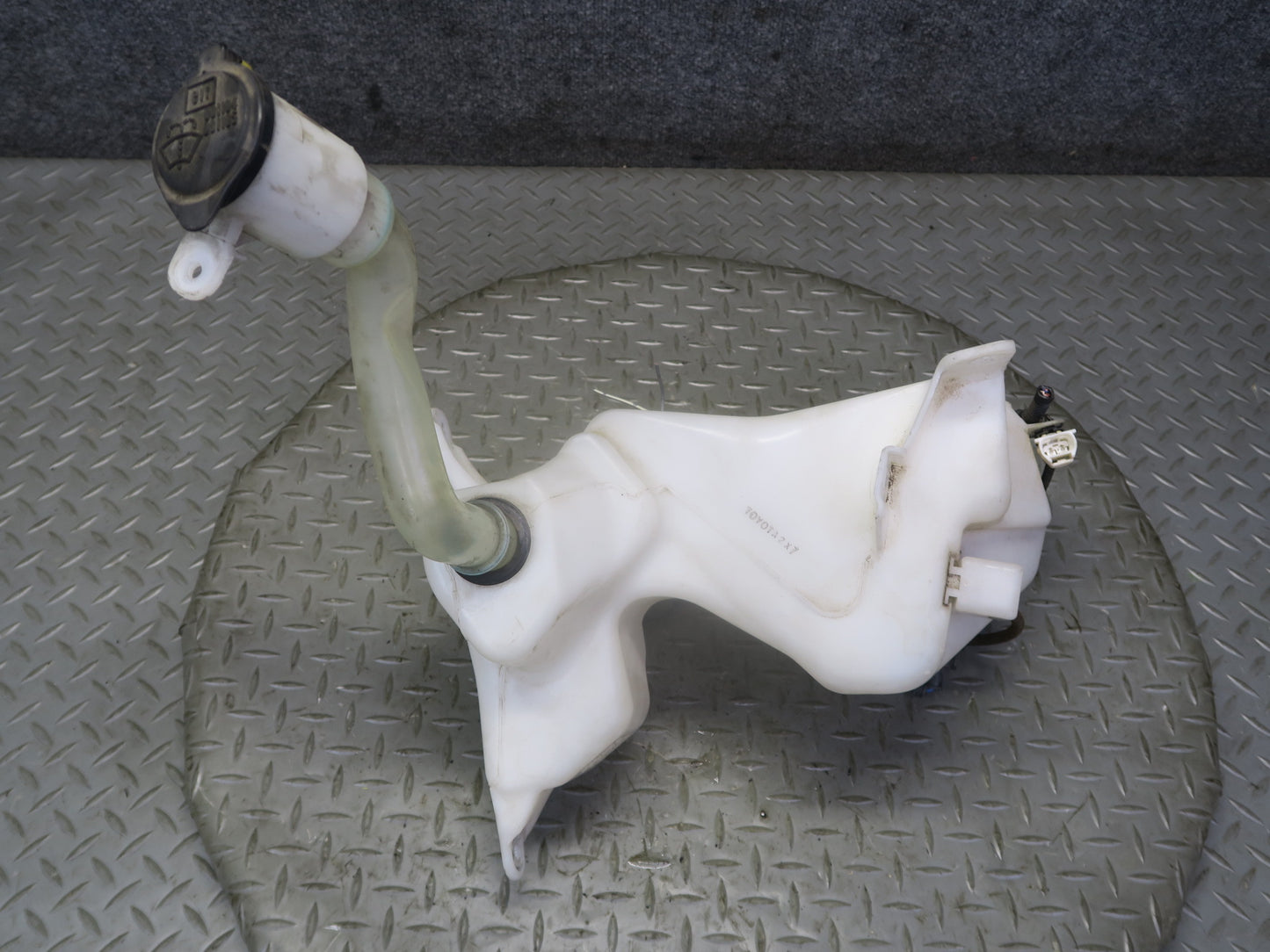 02-10 Lexus UZZ40L SC430 Windshield Washer Fluid Reservoir w Pump & Neck OEM