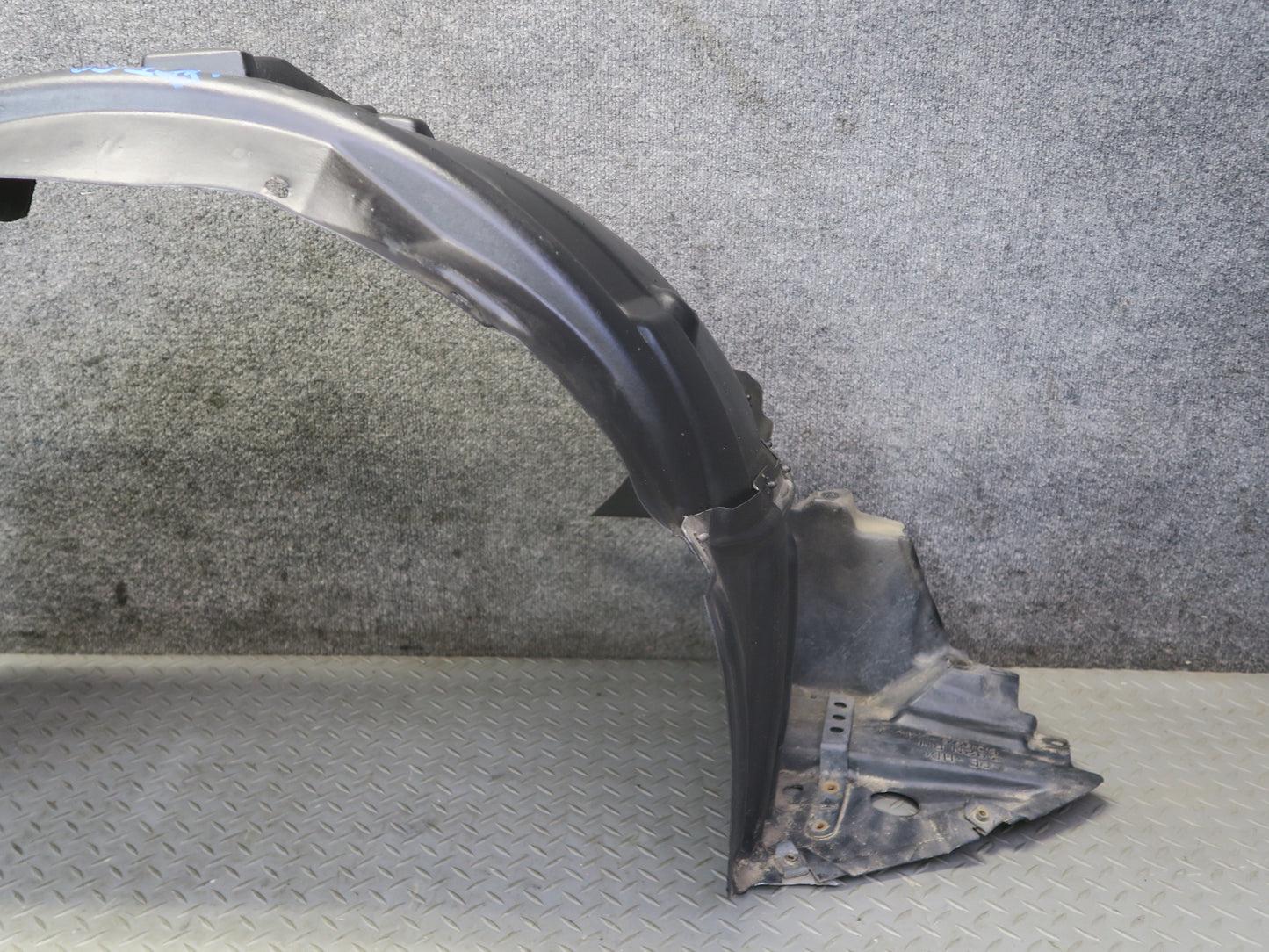 02-05 Lexus UZZ40L SC430 Front Right Fender Liner Splash Shield Guard Cover OEM