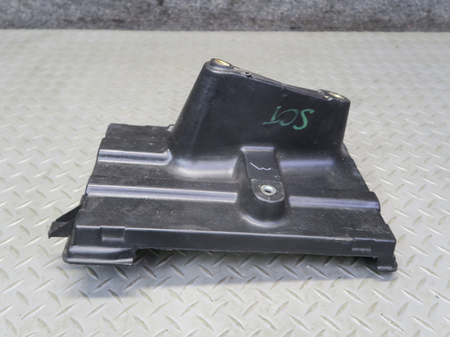 02-10 Lexus UZZ40L SC430 Battery Tray Holder Support Bracket 74431-24030 OEM