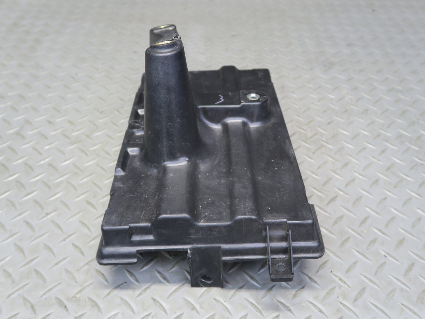 02-10 Lexus UZZ40L SC430 Battery Tray Holder Support Bracket 74431-24030 OEM