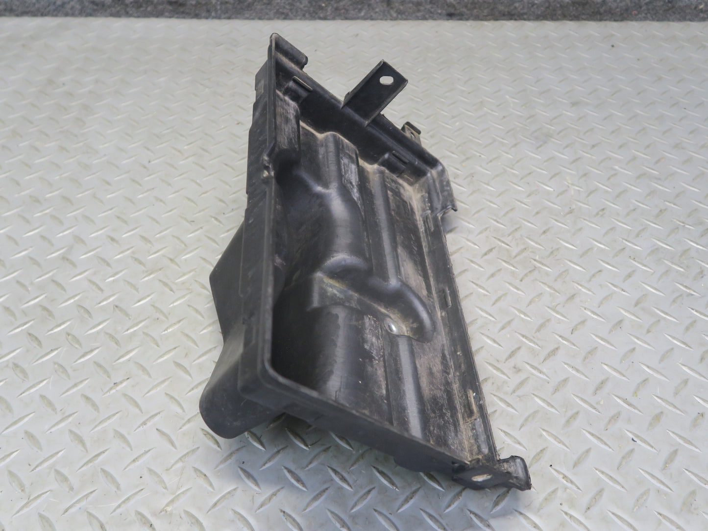 02-10 Lexus UZZ40L SC430 Battery Tray Holder Support Bracket 74431-24030 OEM