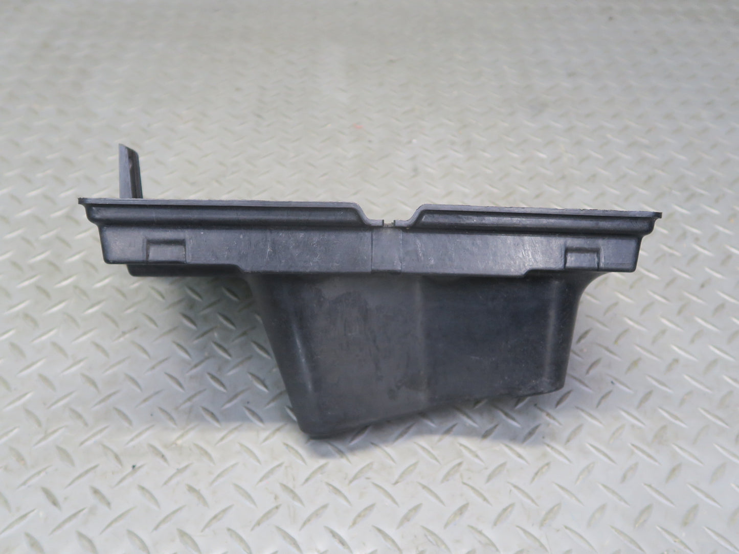 02-10 Lexus UZZ40L SC430 Battery Tray Holder Support Bracket 74431-24030 OEM