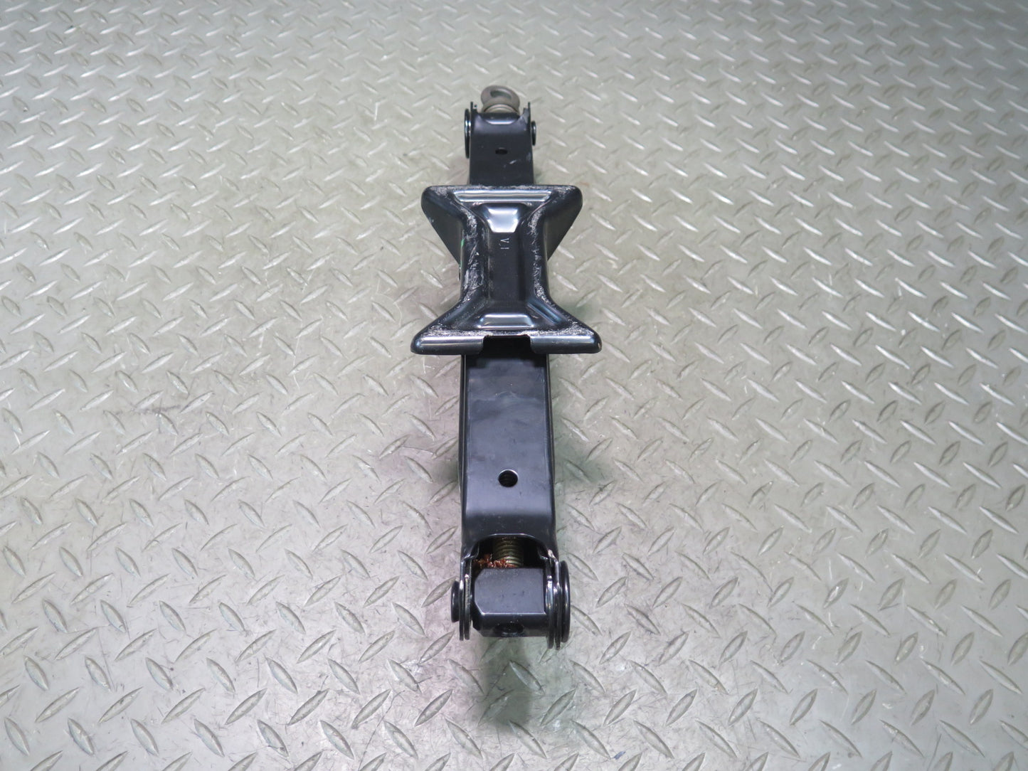 01-06 Lexus UCF30L LS430 Emergency Spare Tire Lift Jack w Handle OEM