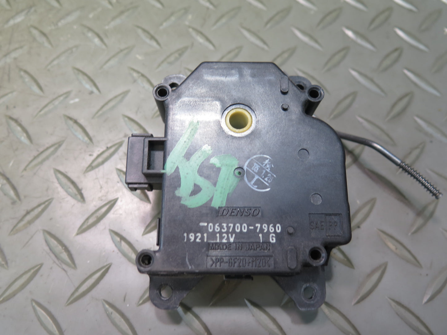 01-06 Lexus UCF30L LS430 Set of 8 A/C Heater Flap Door Actuator Motor OEM