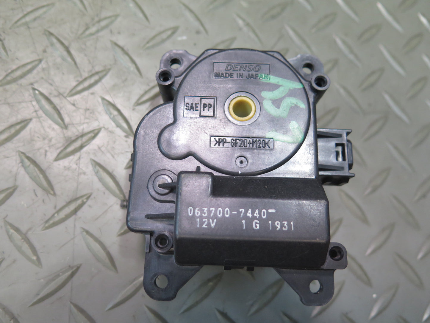 01-06 Lexus UCF30L LS430 Set of 8 A/C Heater Flap Door Actuator Motor OEM