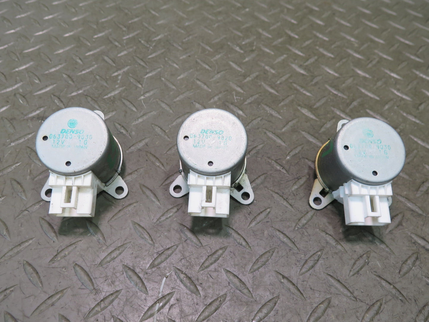 01-06 Lexus UCF30L LS430 Set of 8 A/C Heater Flap Door Actuator Motor OEM