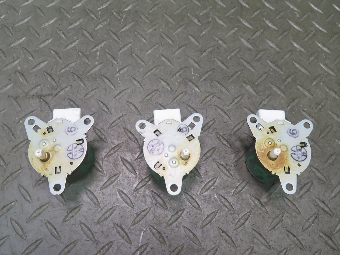 01-06 Lexus UCF30L LS430 Set of 8 A/C Heater Flap Door Actuator Motor OEM