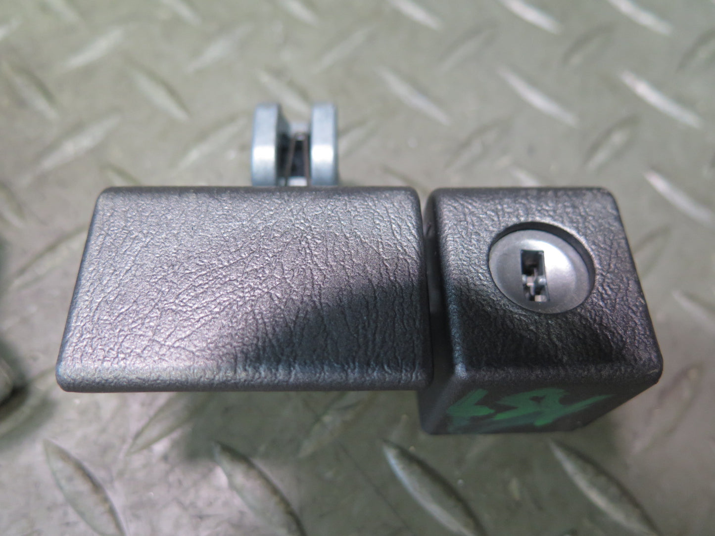2005 Lexus UCF30L LS430 3UZFE Engine ECU ECM Ignition Trunk Door Lock KEY Set