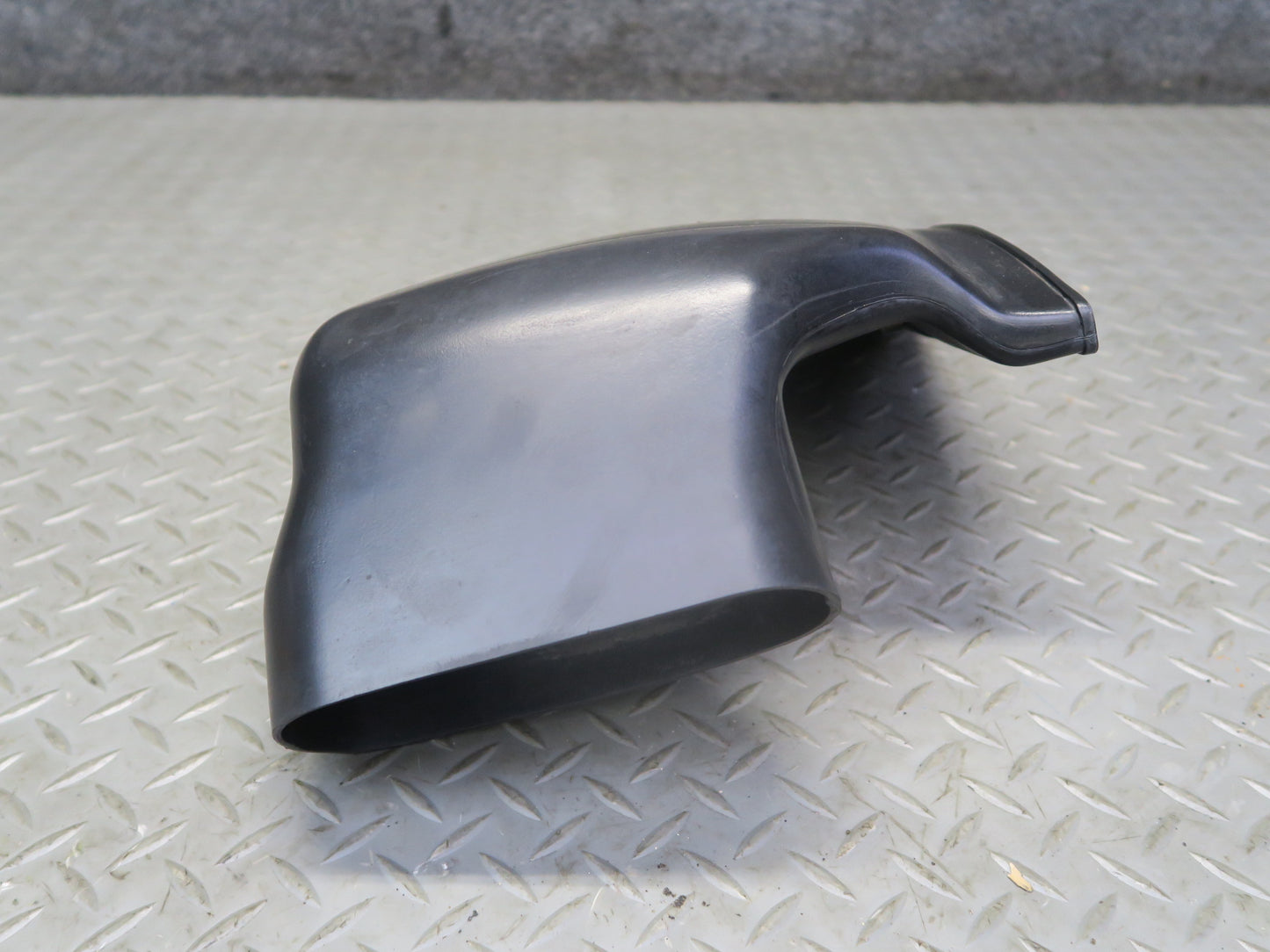 02-10 Lexus UZZ40L SC430 Air Intake Inlet Scoop Duct Tube 17751-50060 OEM