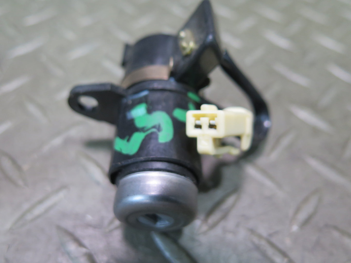 2005 Lexus UCF30L LS430 3UZFE Engine ECU ECM Ignition Trunk Door Lock KEY Set