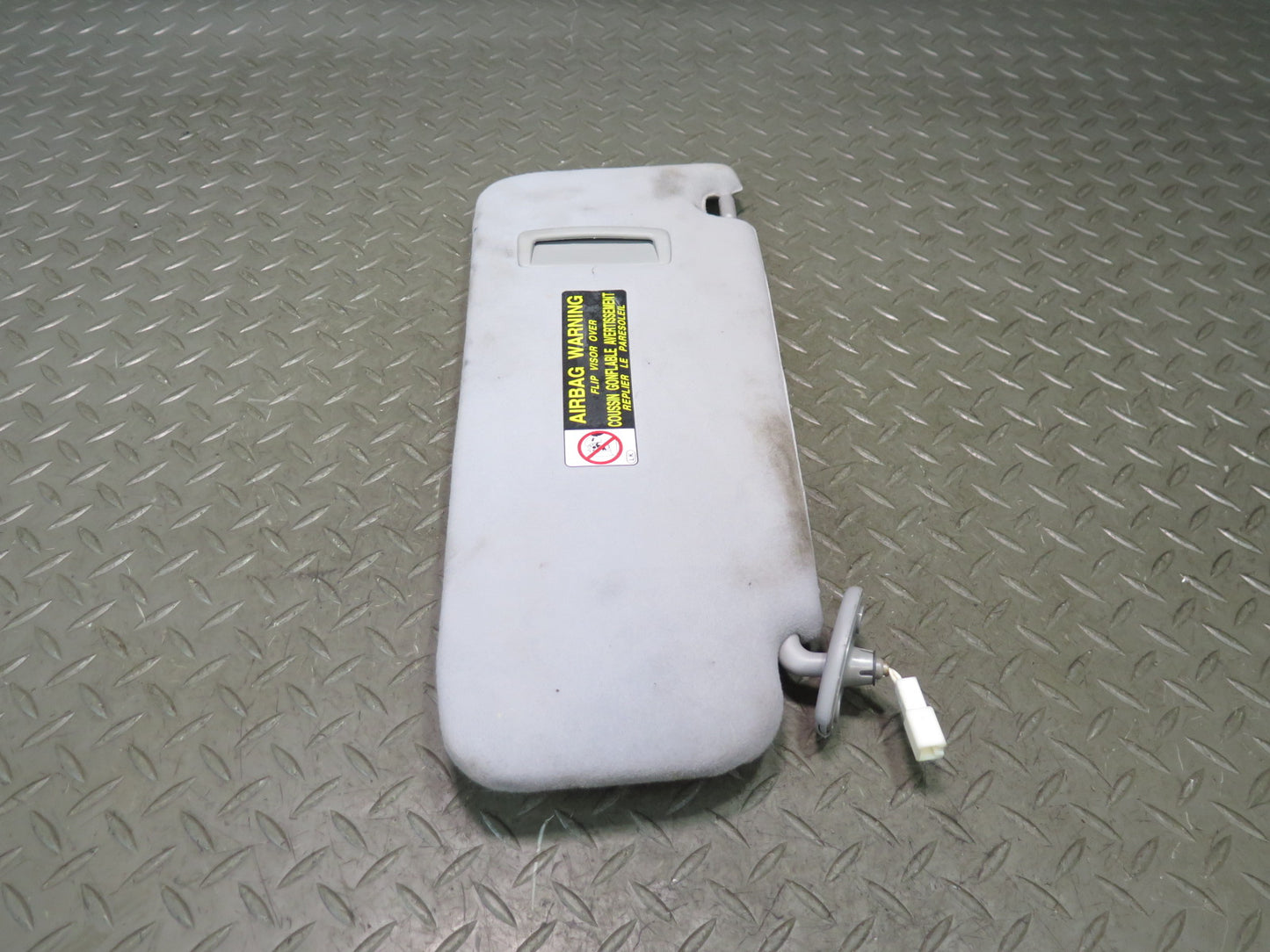 01-06 Lexus UCF30L LS430 Set of 2 Front Left & Right Sun Visor OEM