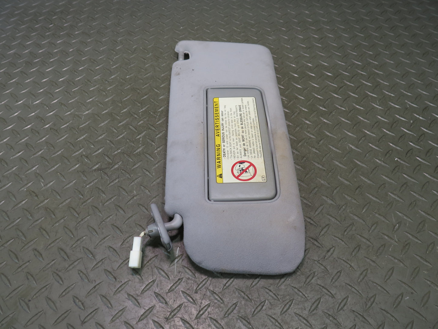 01-06 Lexus UCF30L LS430 Set of 2 Front Left & Right Sun Visor OEM
