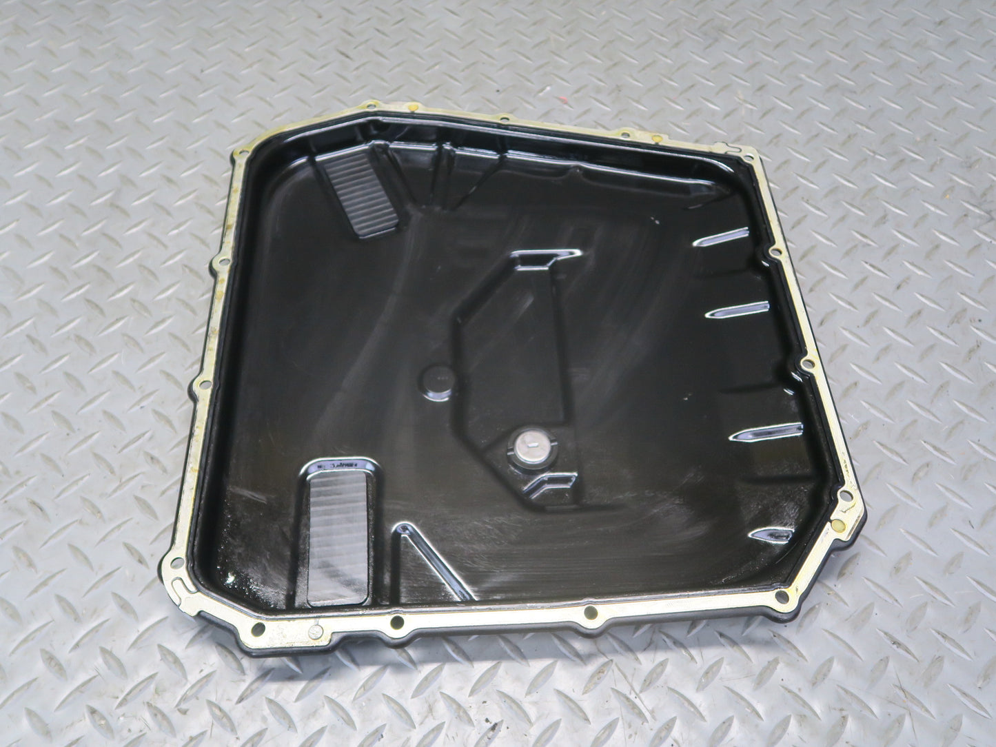 13-15 Audi RS5 8F7 Automatic Transmission Oil Pan 0B5321359F OEM
