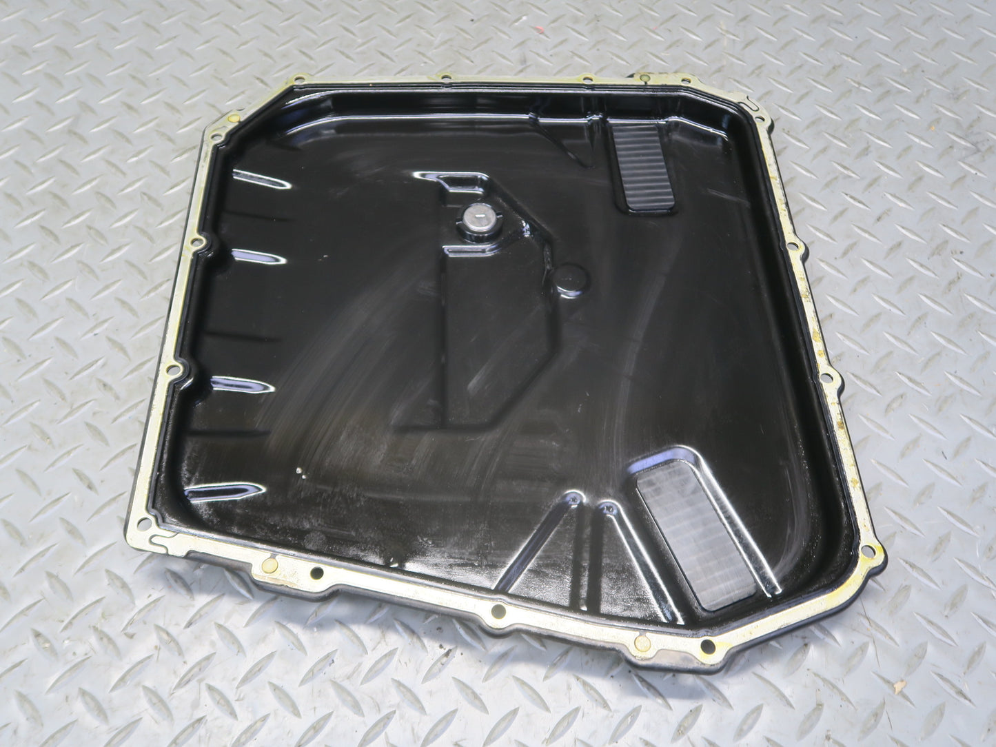 13-15 Audi RS5 8F7 Automatic Transmission Oil Pan 0B5321359F OEM