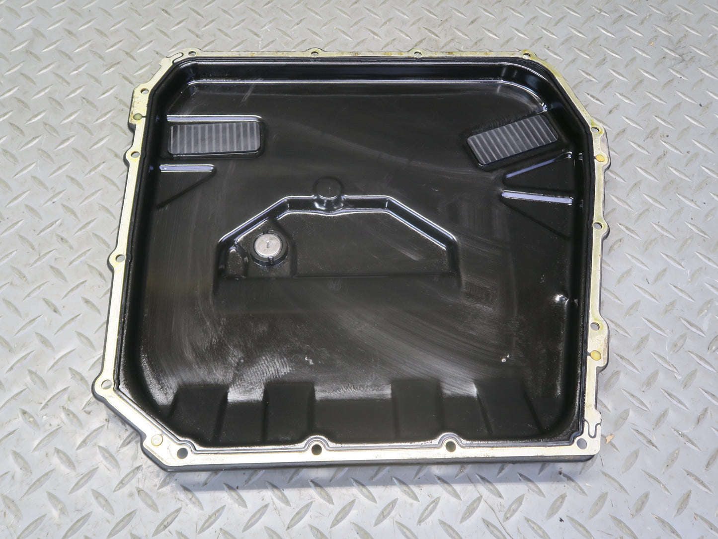 13-15 Audi RS5 8F7 Automatic Transmission Oil Pan 0B5321359F OEM