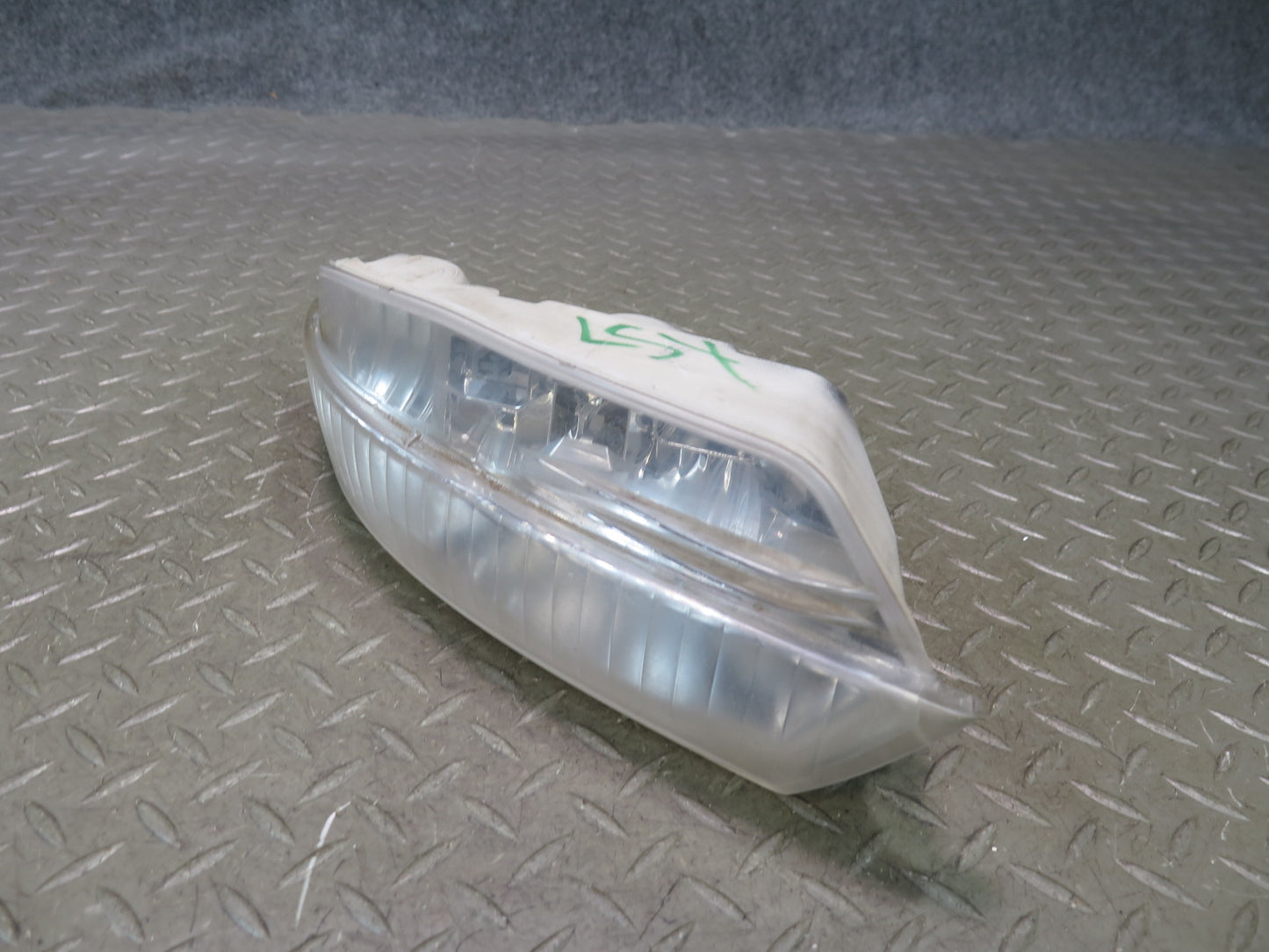 04-06 Lexus LS430 UCF30L Set of 2 Front Left & Right Fog Light Lamp OEM