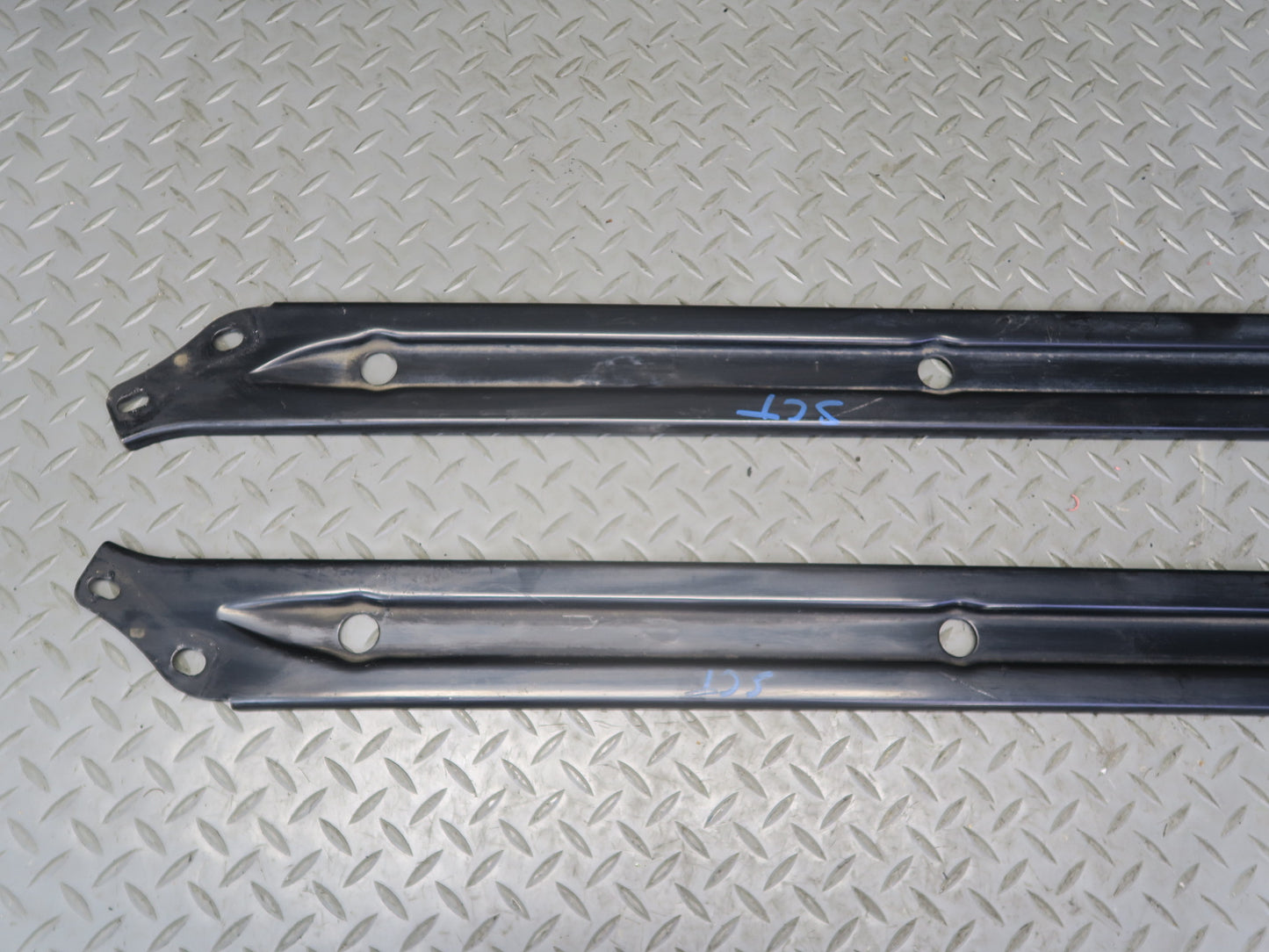02-10 Lexus UZZ40L SC430 Set of 4 Rear Suspension Mounting Brace Plate 122K OEM