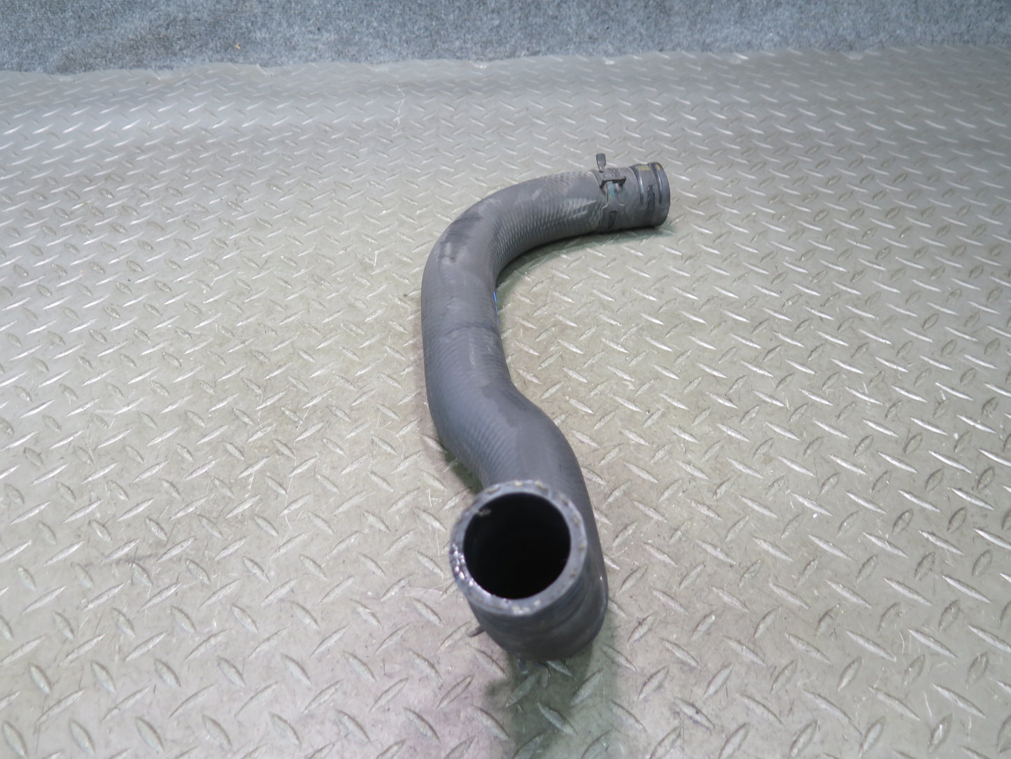 01-06 Lexus UCF30L LS430 Set of 2 Engine Radiator Coolant Hose Pipe Line OEM