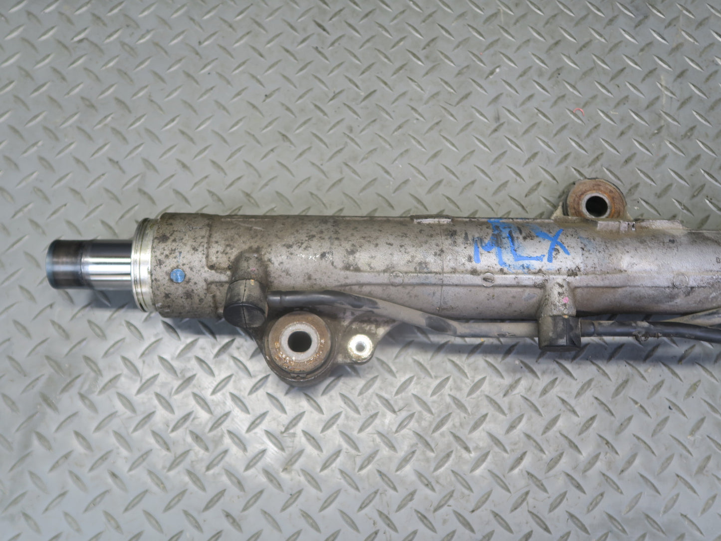 2008-2015 Lexus URJ201L LX570 Steering Gear Rack & Pinion Gear
