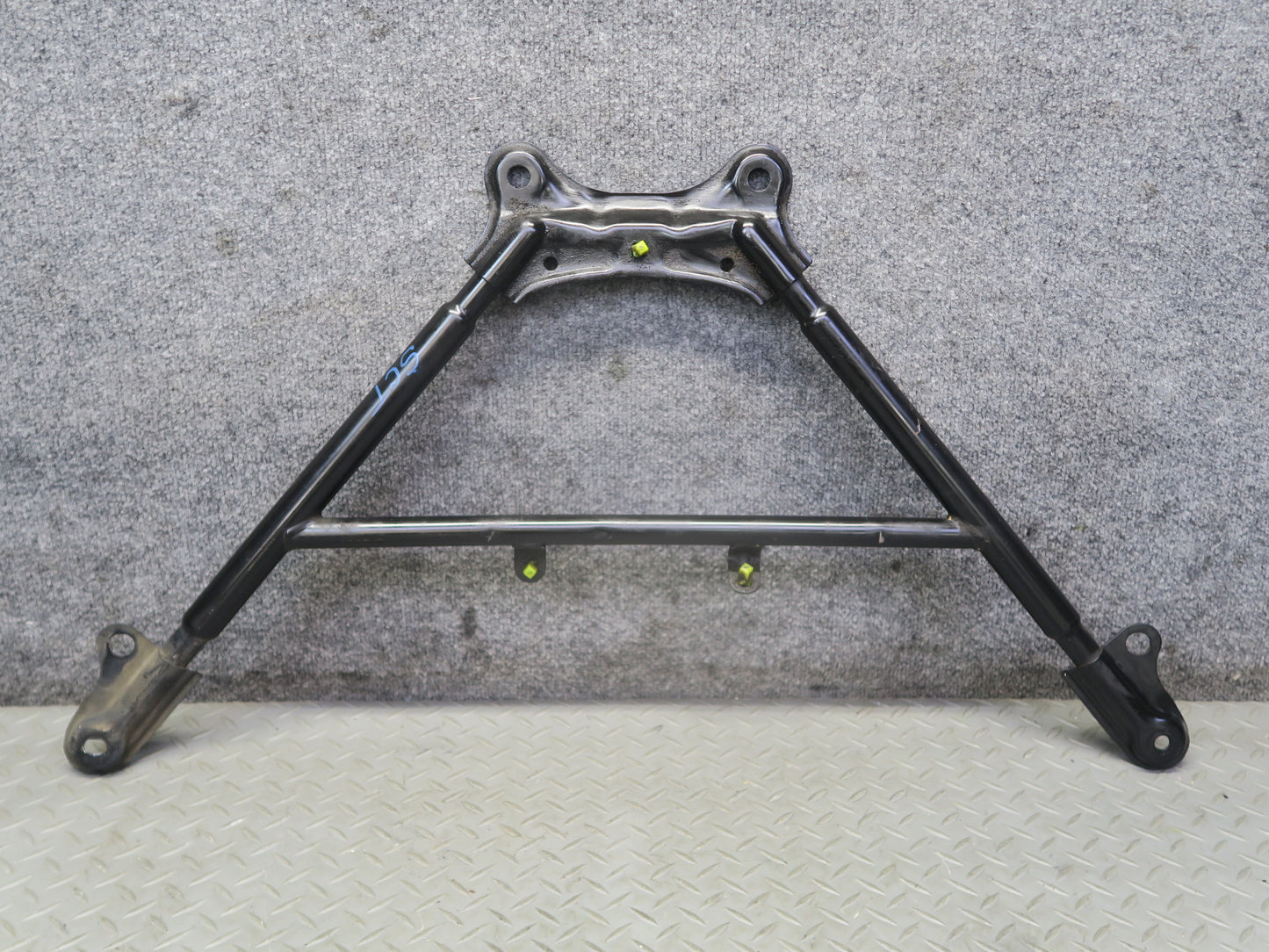 02-10 Lexus SC430 Front Suspension Lower Subframe Crossmember Brace Cradle OEM