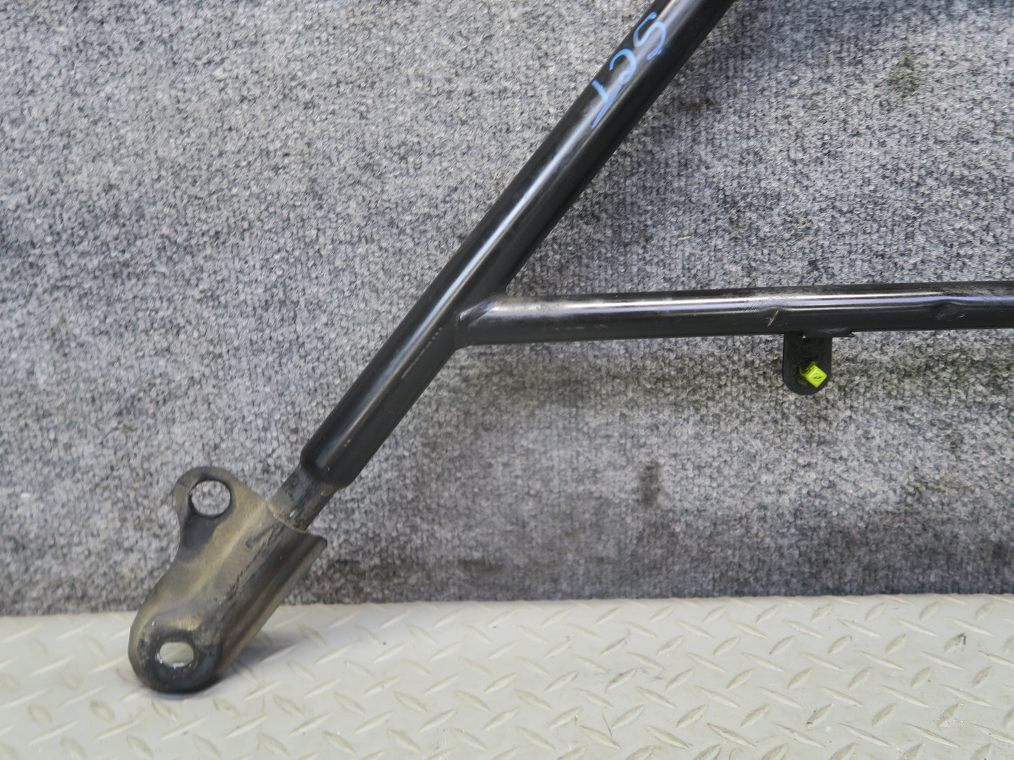 02-10 Lexus SC430 Front Suspension Lower Subframe Crossmember Brace Cradle OEM